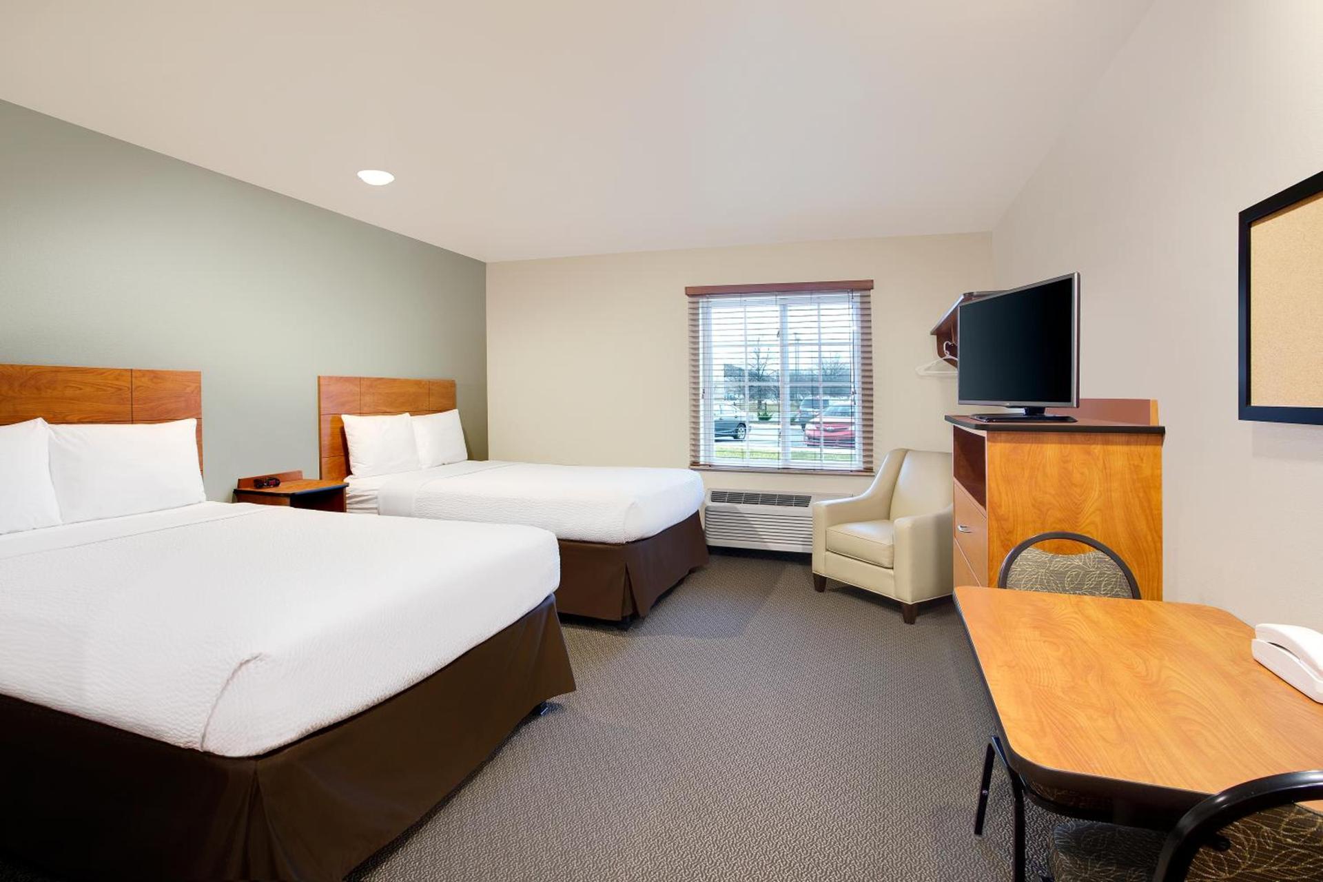 WoodSpring Suites Washington DC Andrews AFB photo 13