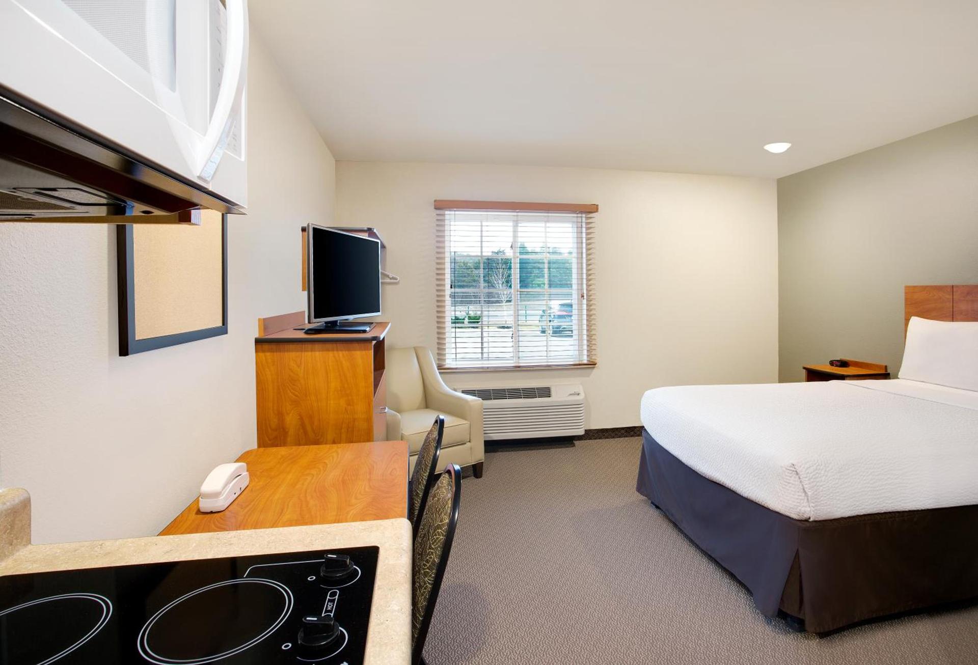 WoodSpring Suites Manassas Battlefield Park I-66 photo 20