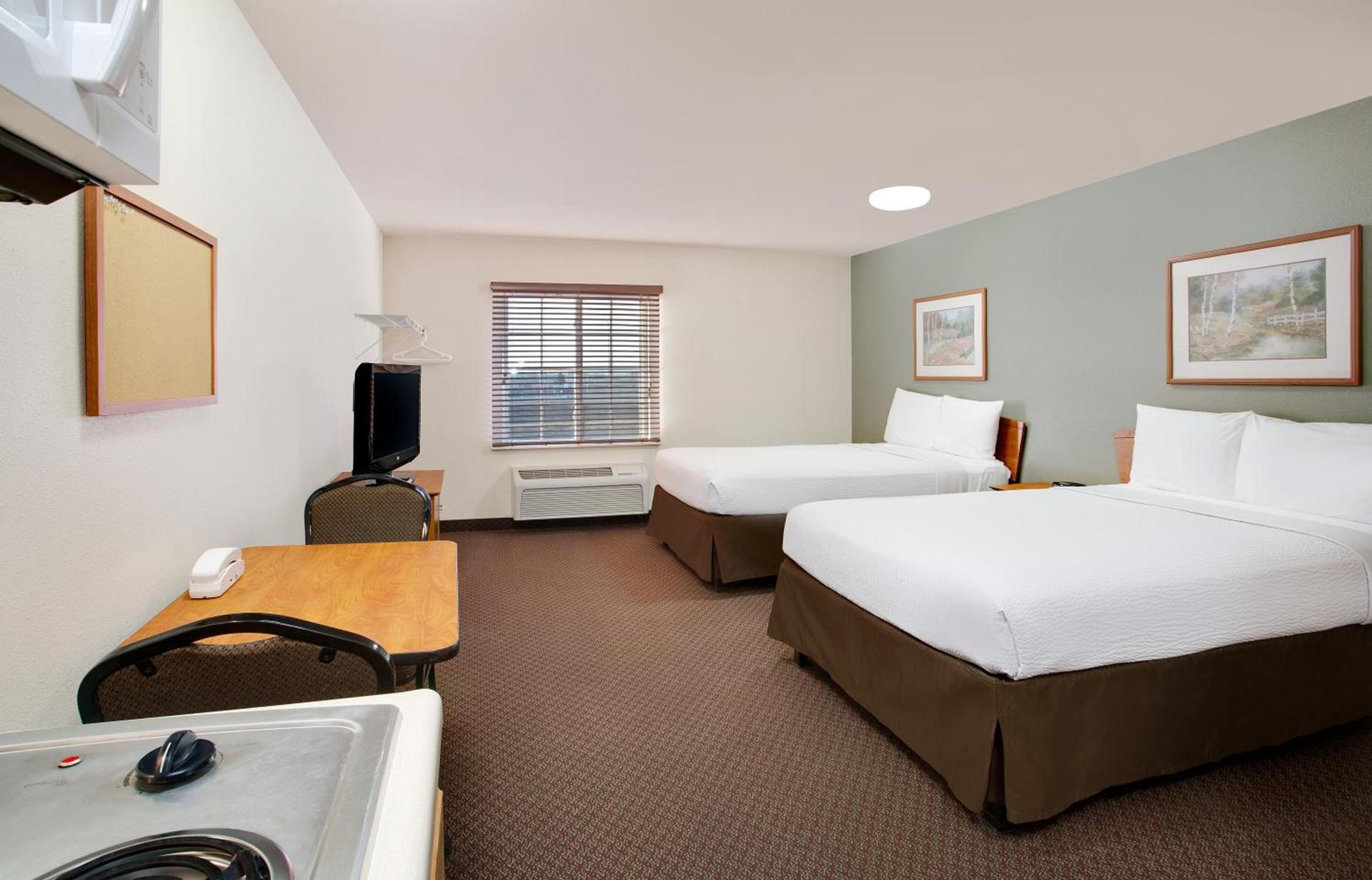 WoodSpring Suites Cincinnati Fairfield photo 16