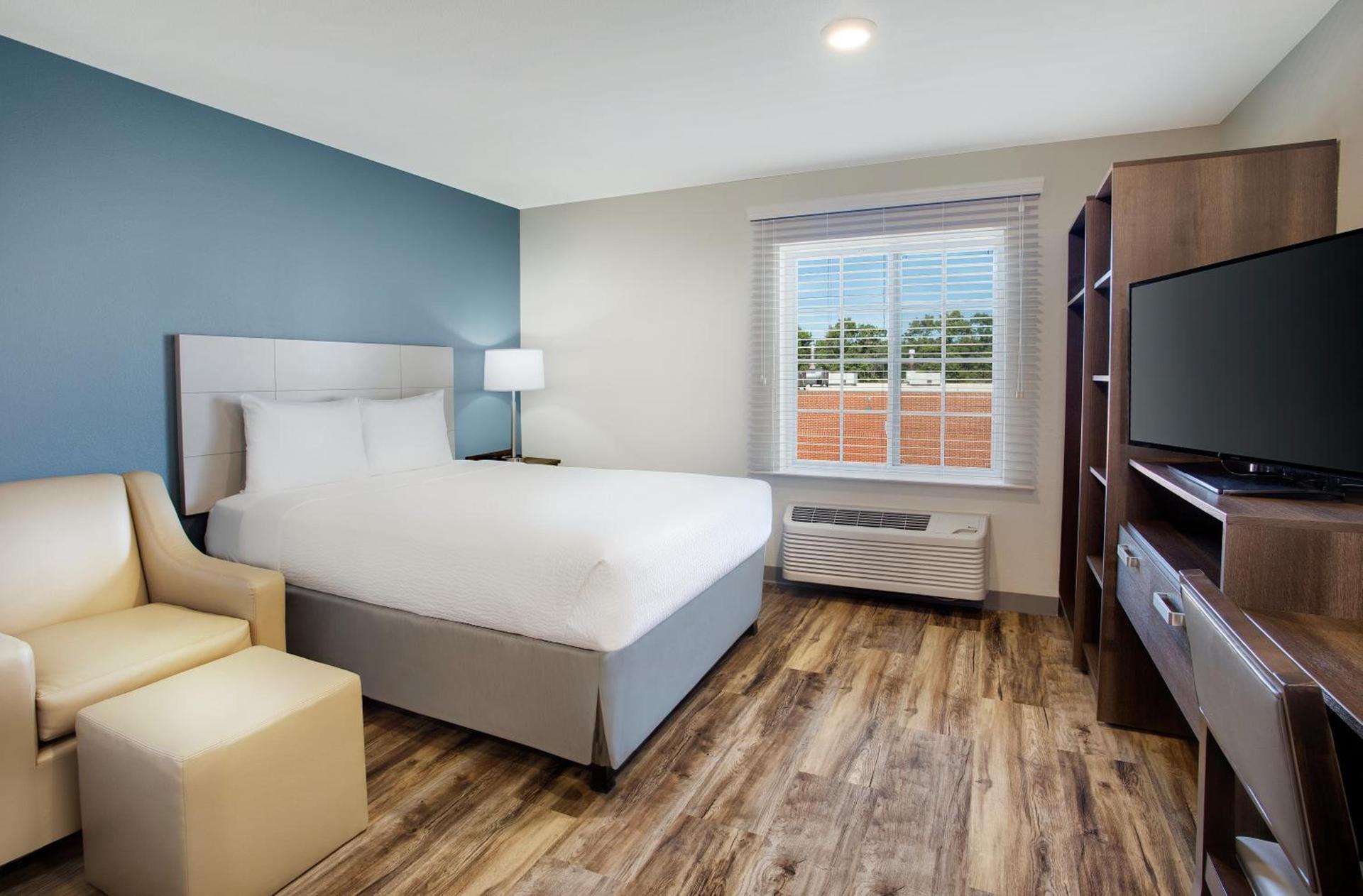 WoodSpring Suites Baltimore White Marsh - Nottingham photo 19