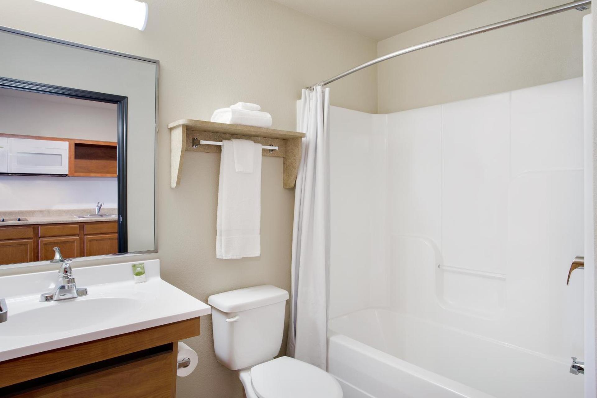 WoodSpring Suites Frederick I-70 photo 17