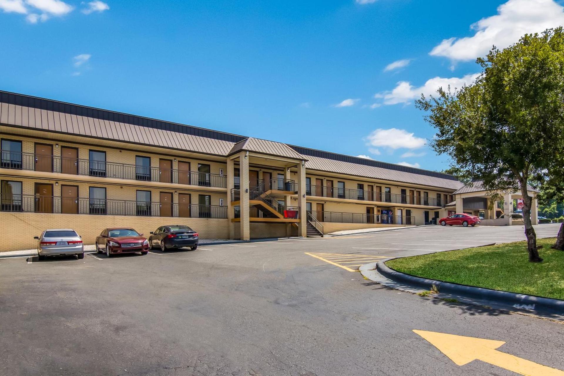 Americas Best Value Inn Wadesboro photo 8