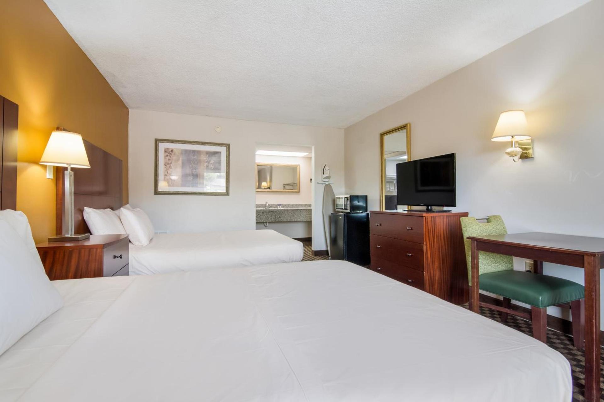 Americas Best Value Inn Wadesboro photo 11