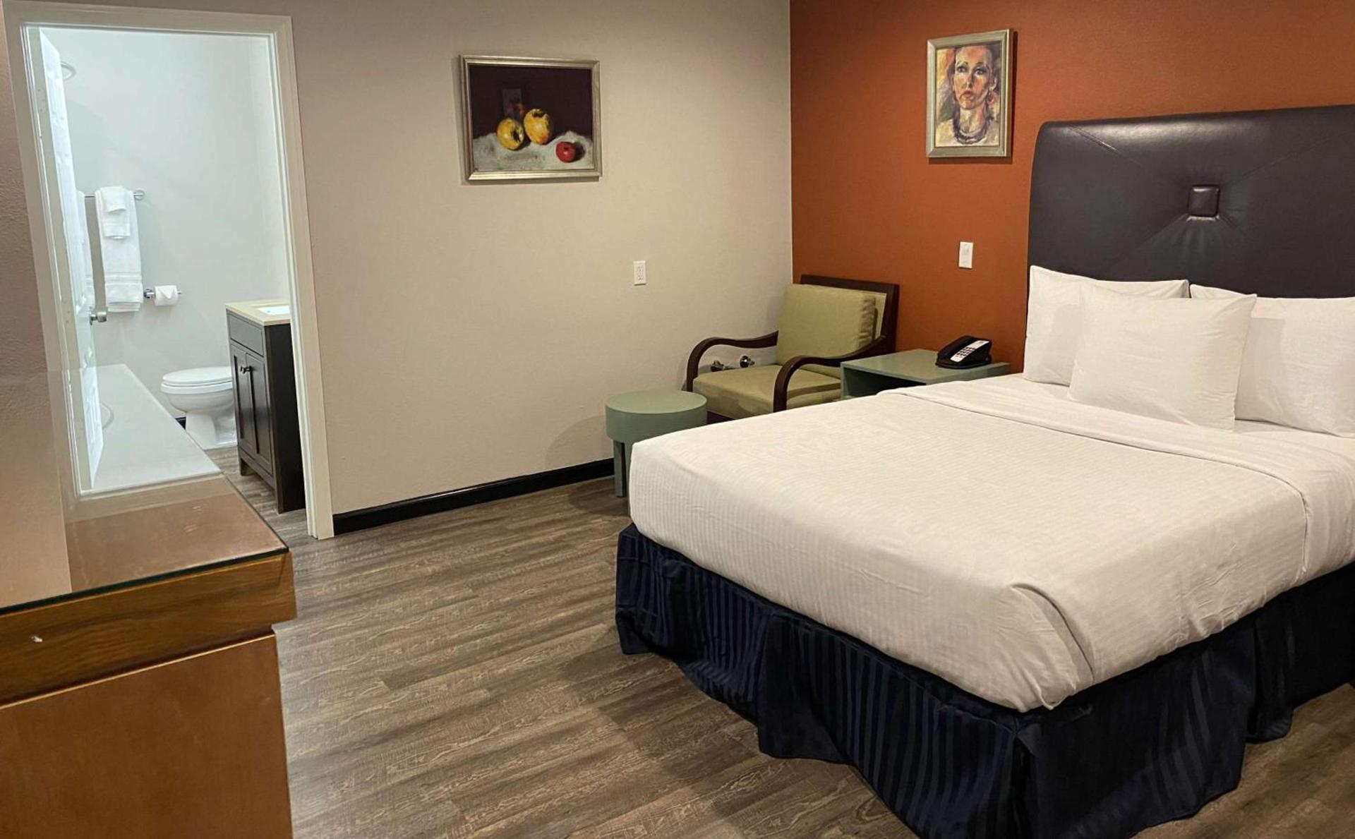 Motel 6 Ridgecrest, CA China Lake photo 5