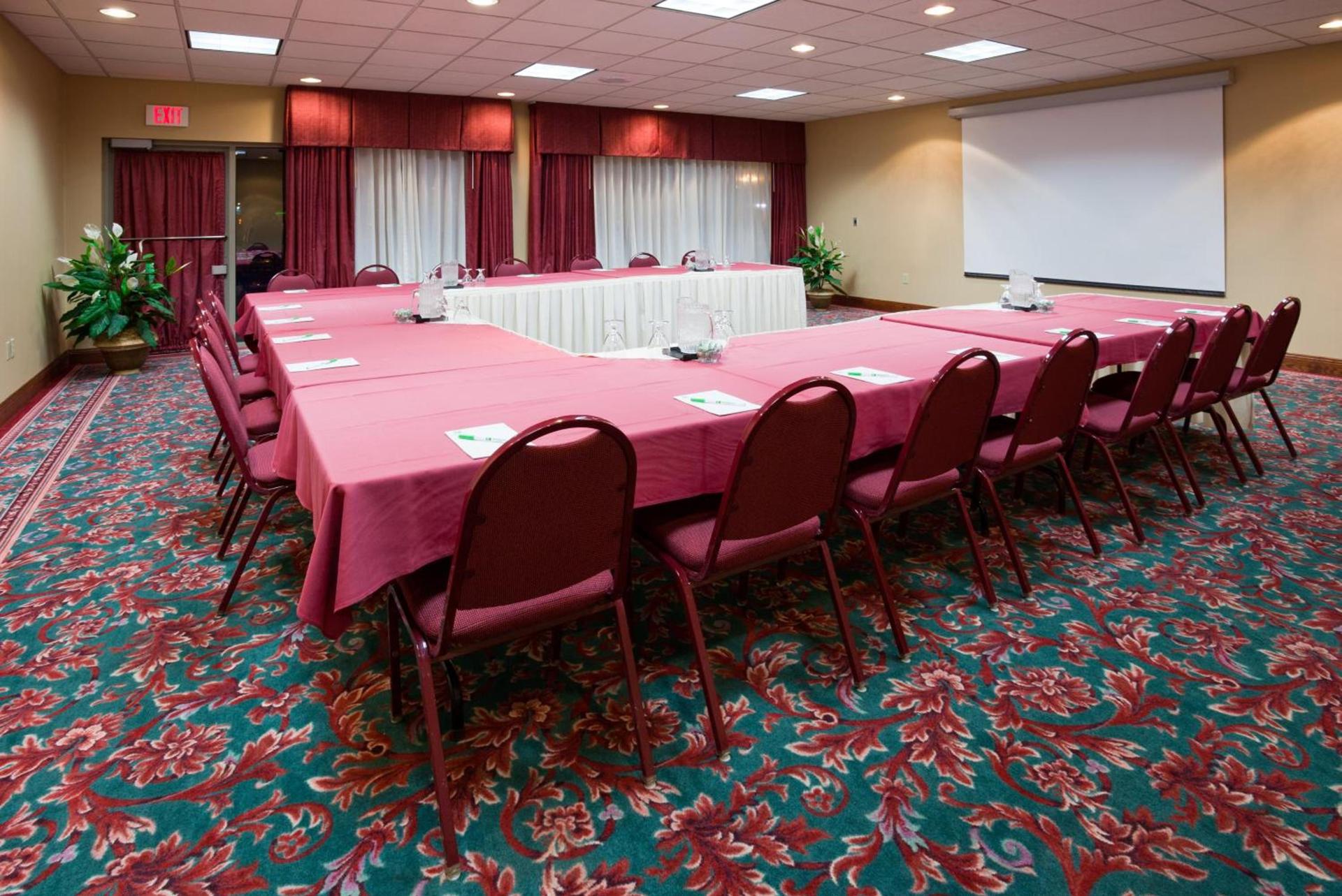 Holiday Inn & Suites Wausau-Rothschild by IHG photo 36