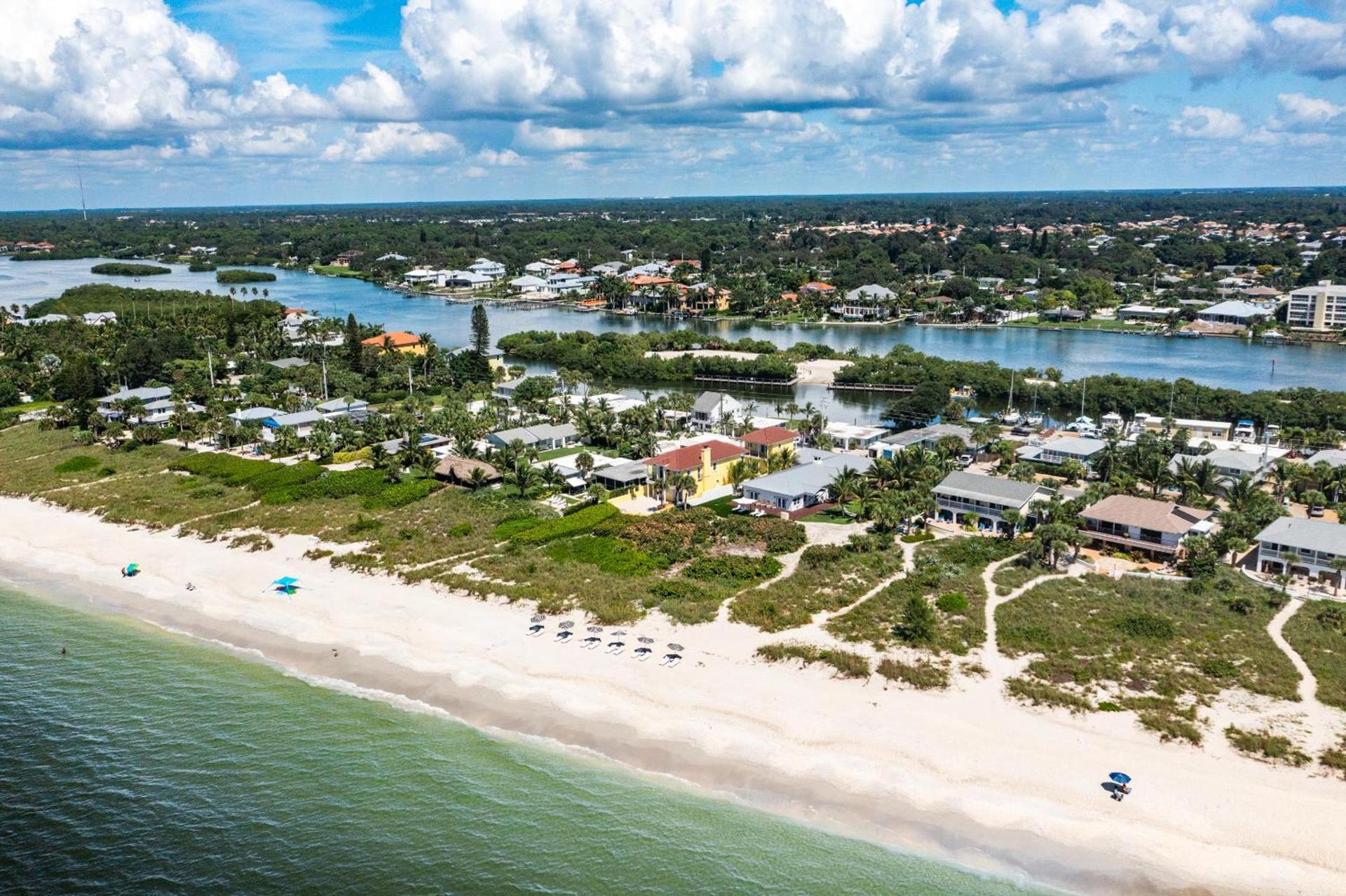 Casey Key Resorts - Beachfront photo 66