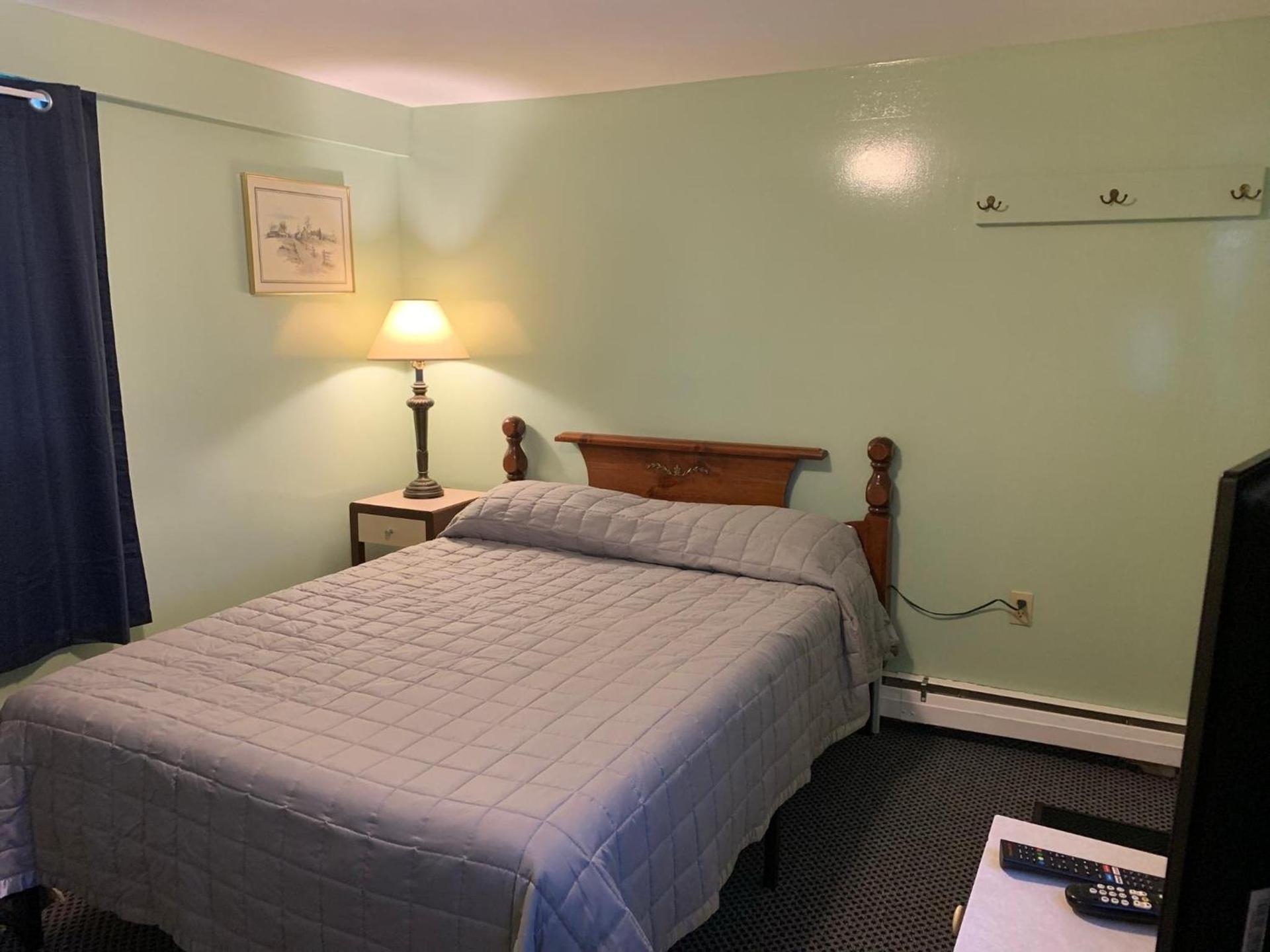 Tour Inn Motel photo 11