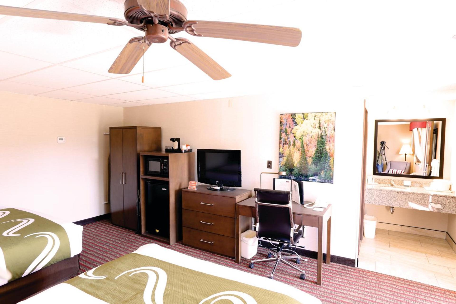 Quality Inn near Rocky Mountain National Park photo 61