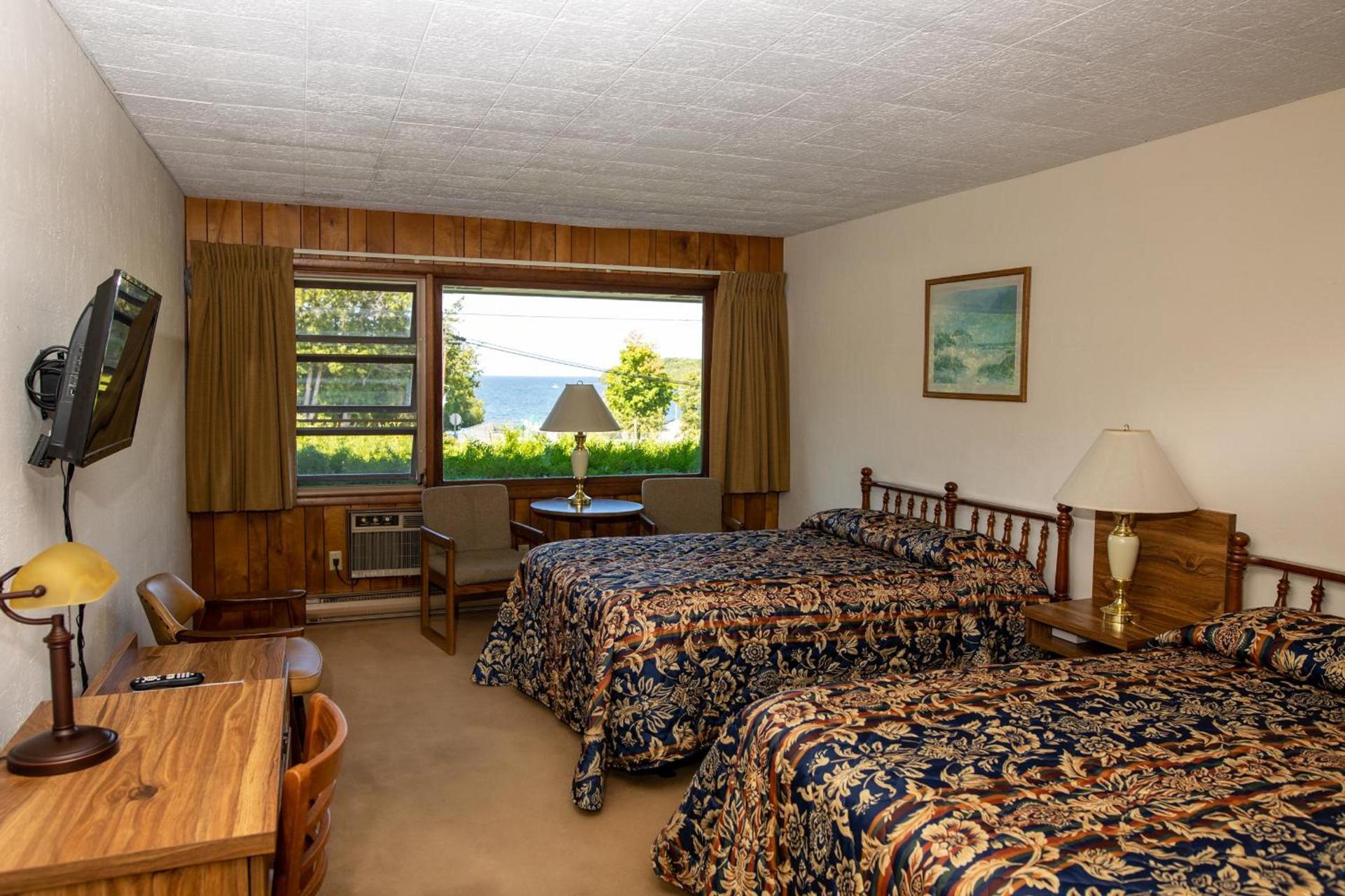 The Ellison Inn & Lounge photo 2
