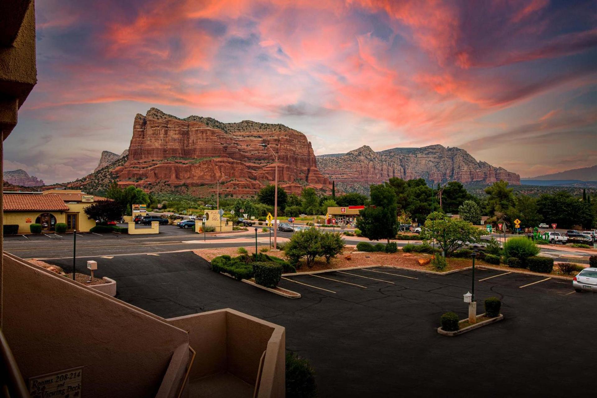 Wildflower Inn at Bell Rock photo 9