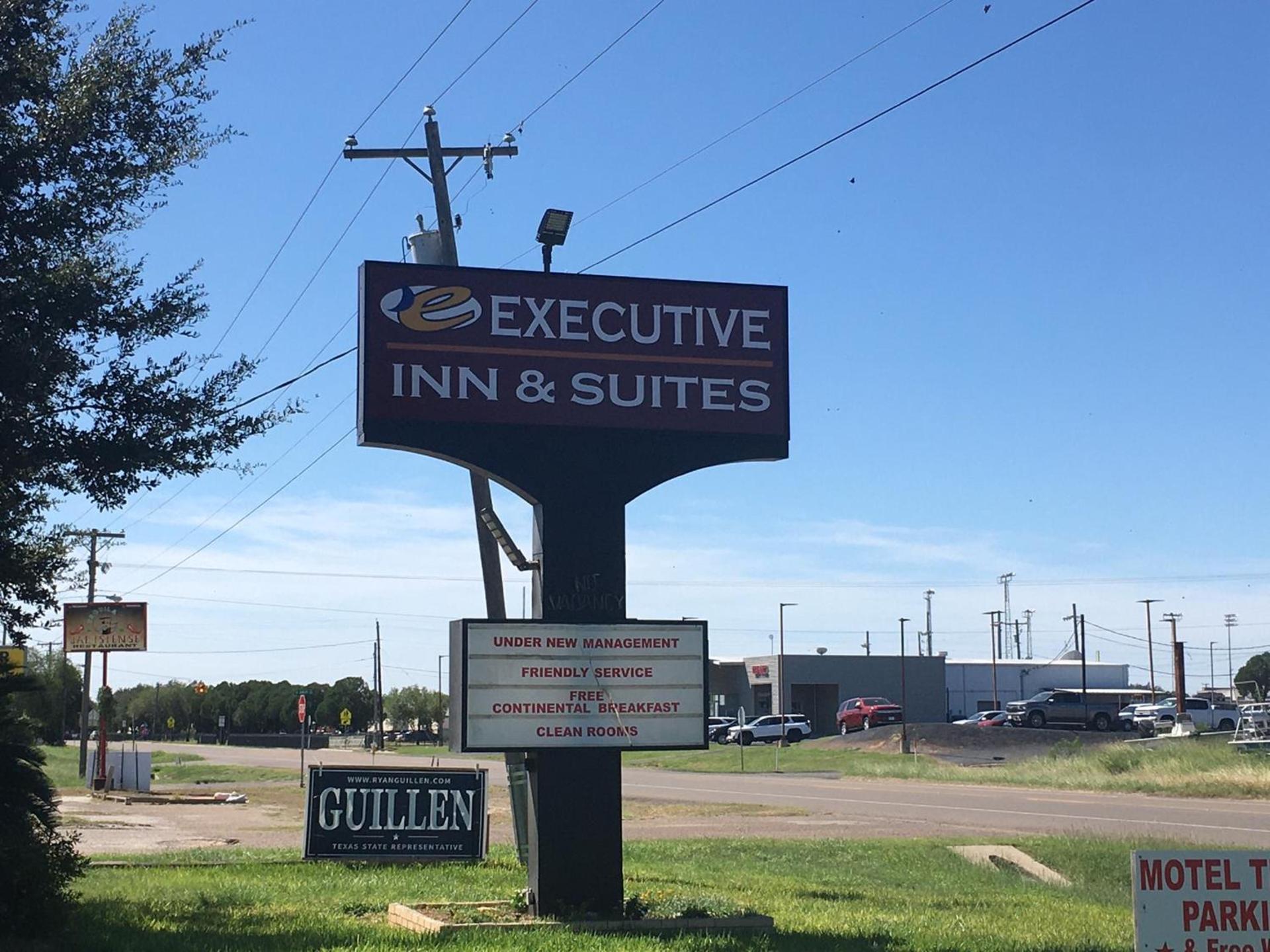Hebbronville Executive Inn photo 31