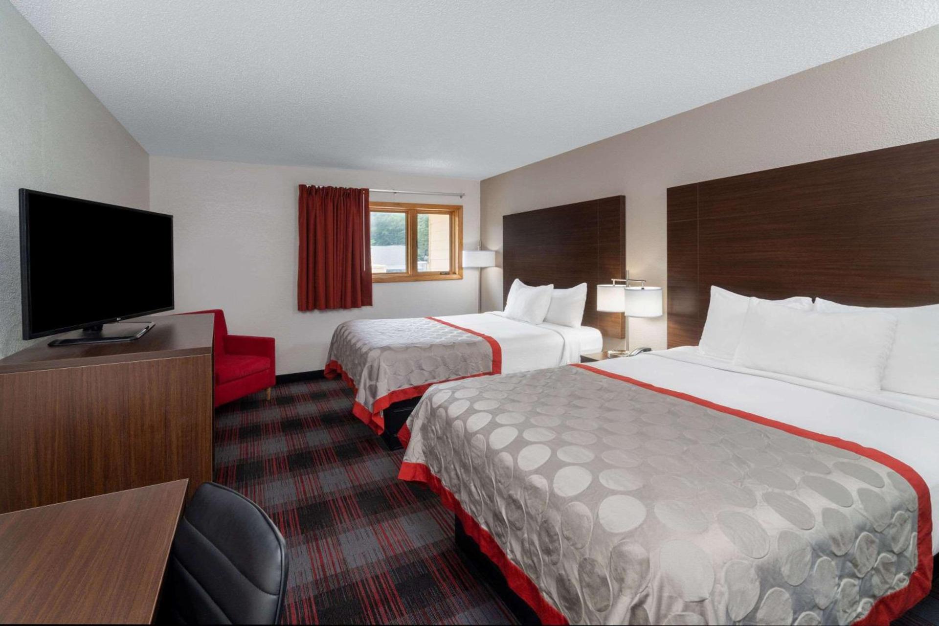 Ramada by Wyndham Maggie Valley photo 13