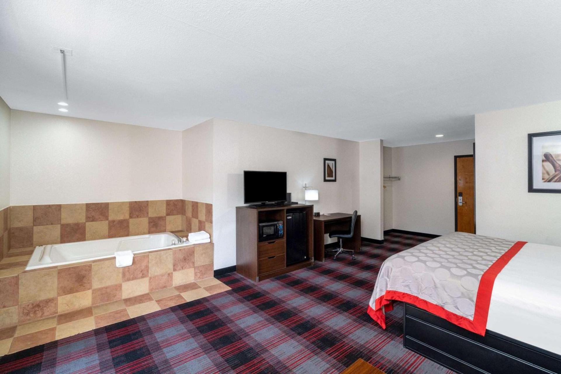 Ramada by Wyndham Maggie Valley photo 17