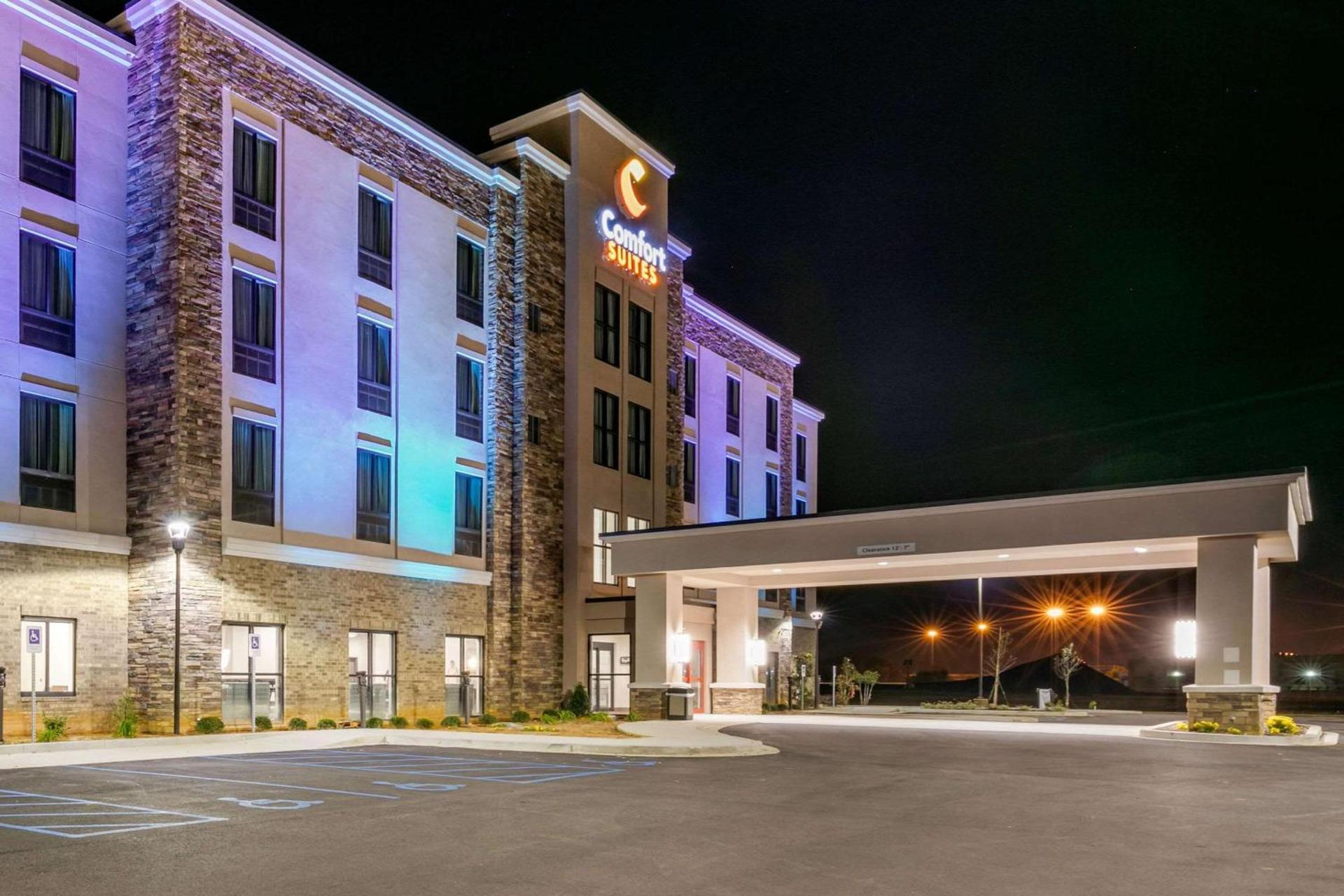 Comfort Suites North Tupelo photo 35