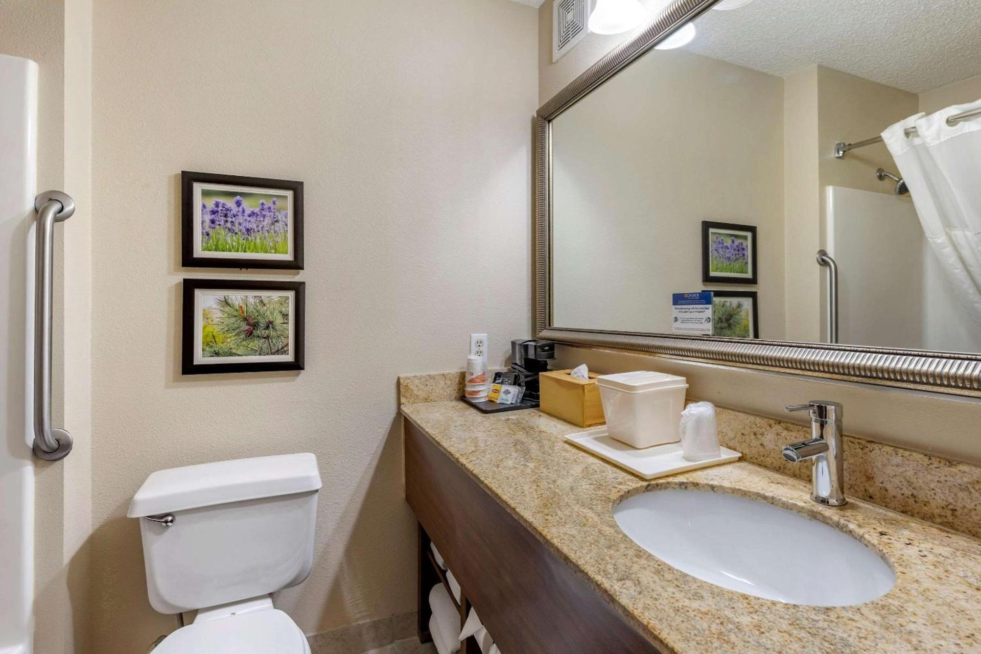 Comfort Inn & Suites Kelso - Longview photo 10