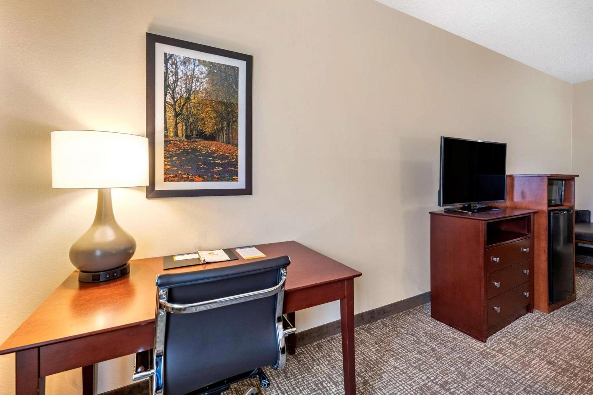 Comfort Inn & Suites Kelso - Longview photo 12