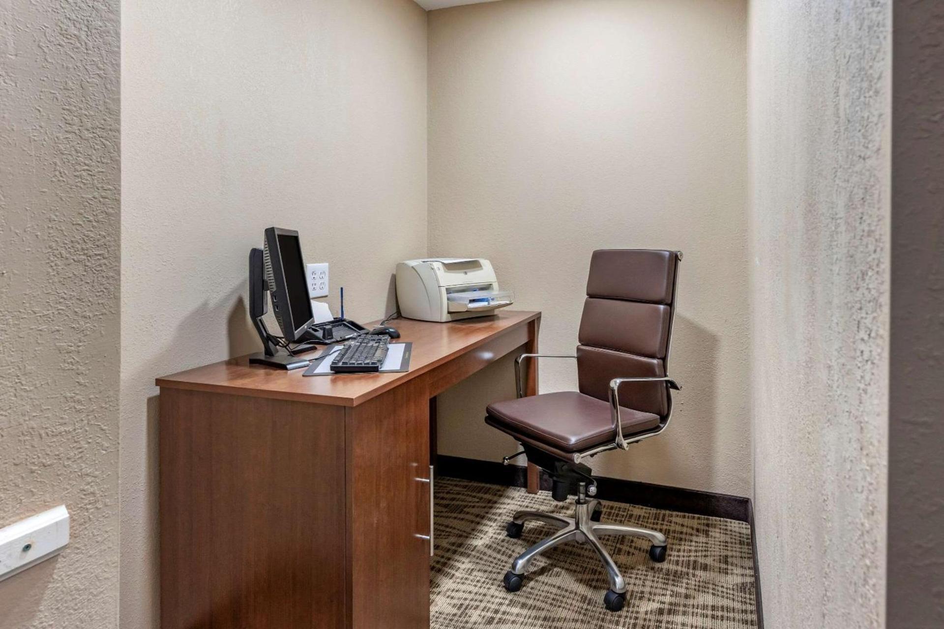 Comfort Inn & Suites Kelso - Longview photo 25