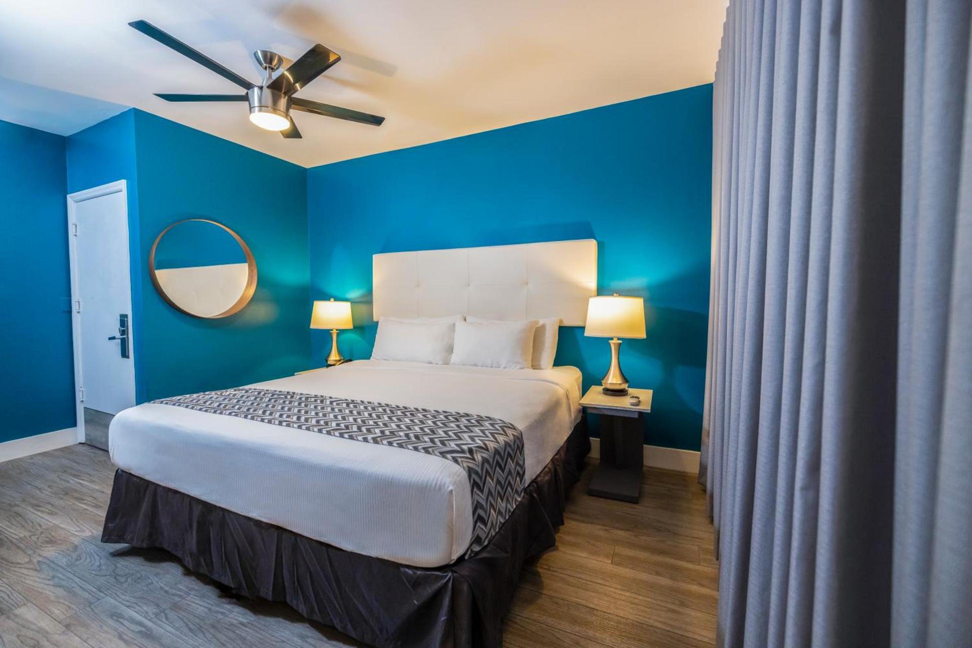 Colony Hotel photo 15
