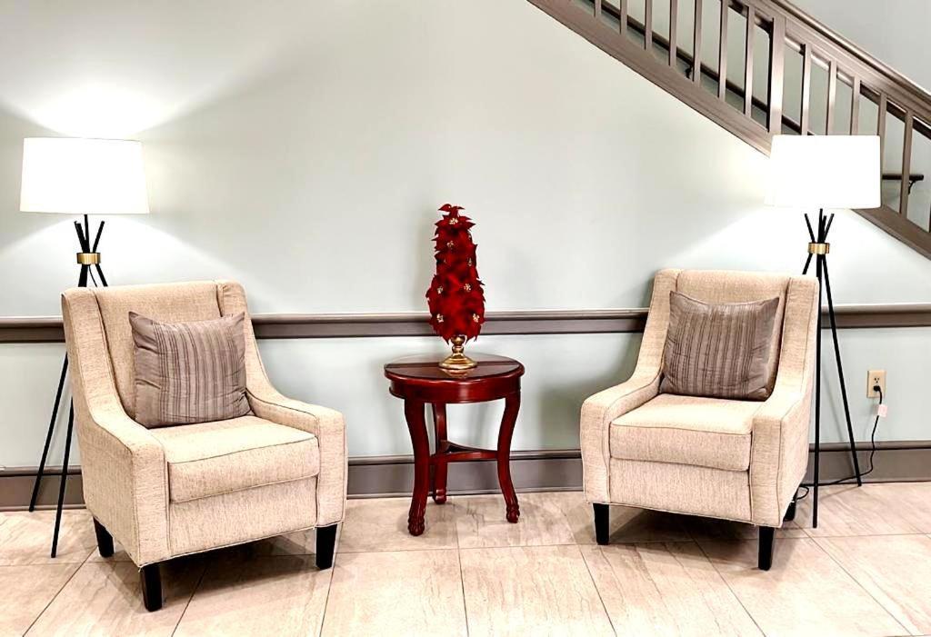 Clarion Inn & Suites Florence - Darlington photo 35
