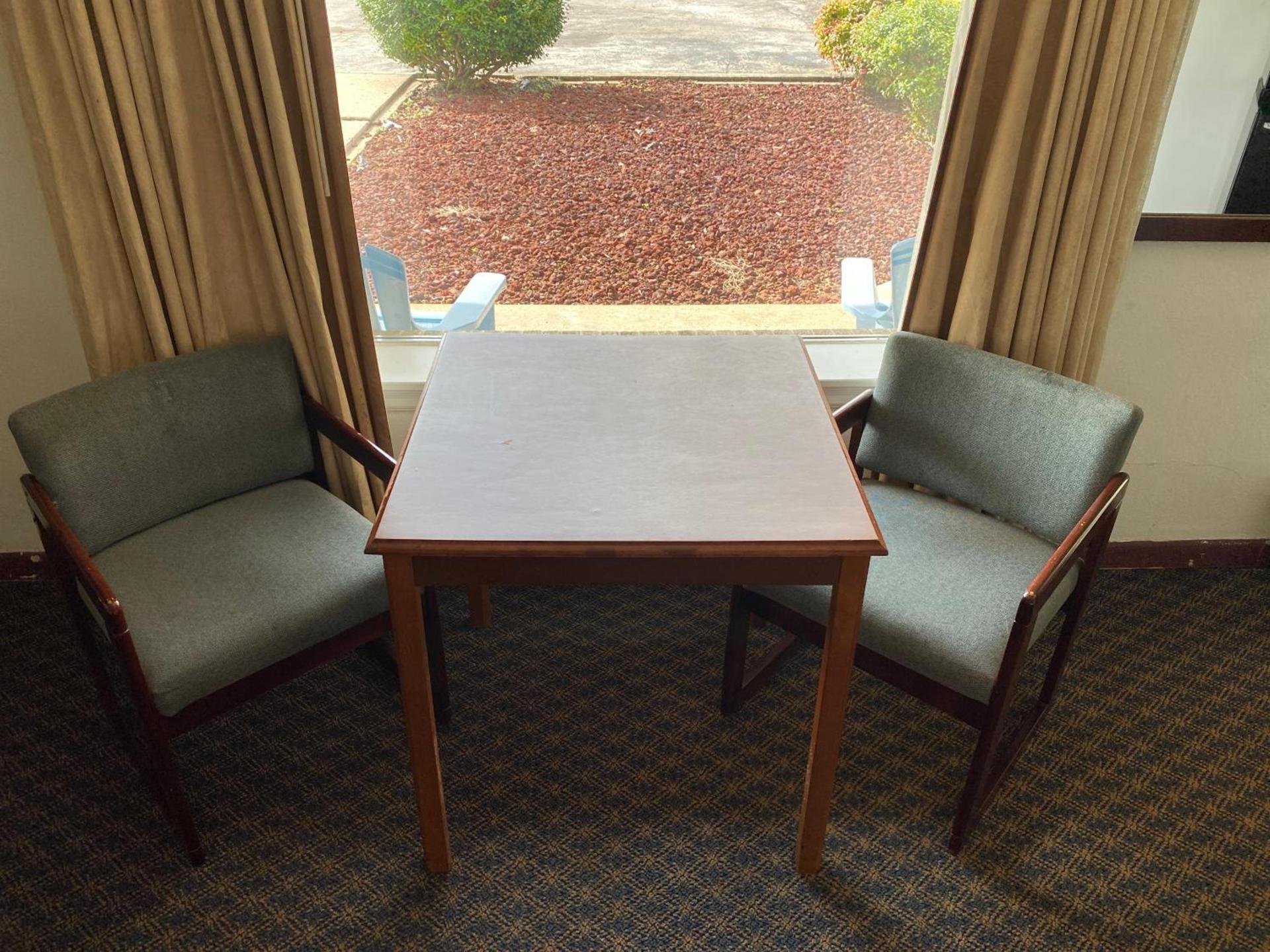 Royal Inn photo 16