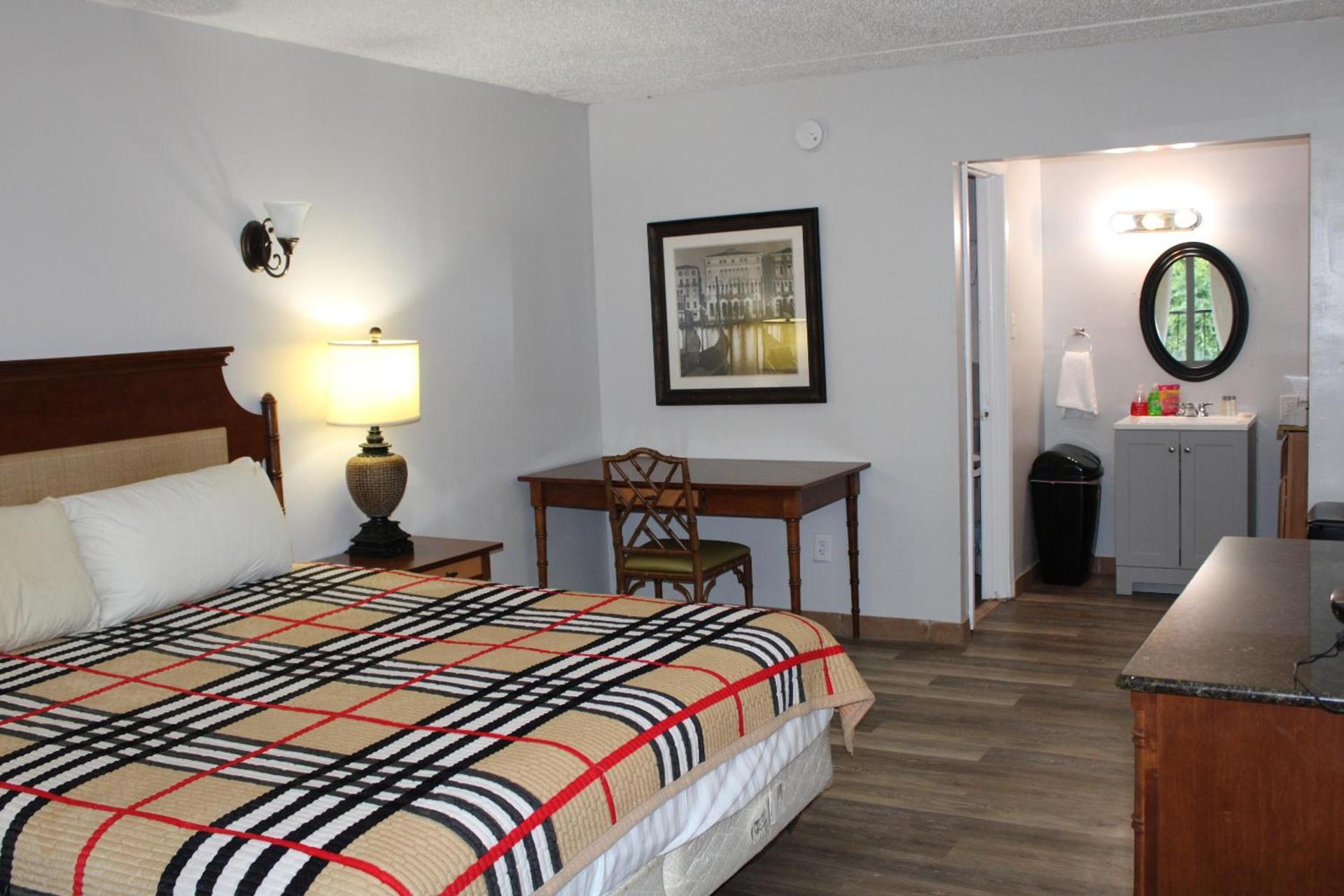 ANS INN & SUITES photo 7