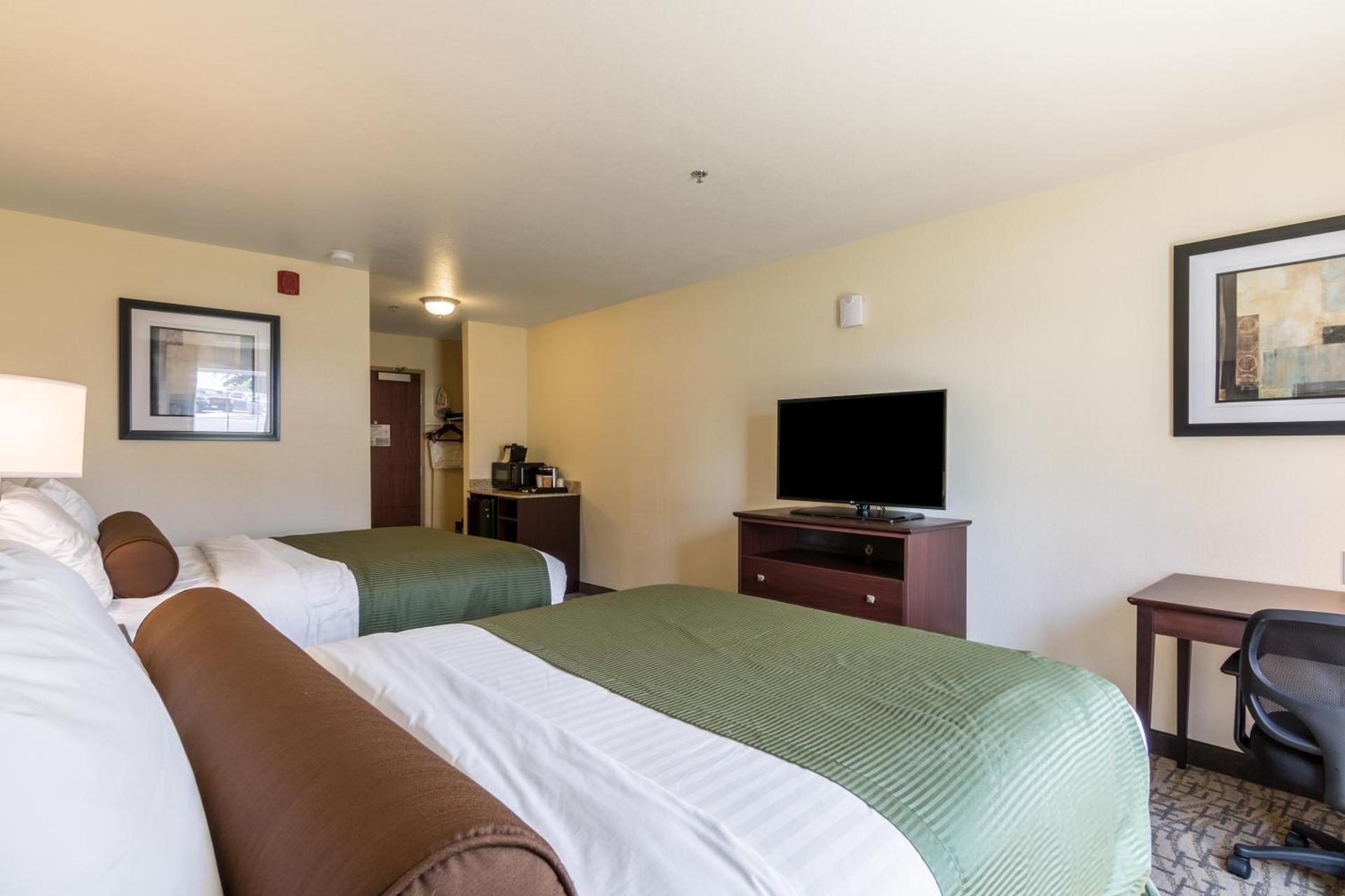 Cobblestone Inn & Suites - Barron photo 30