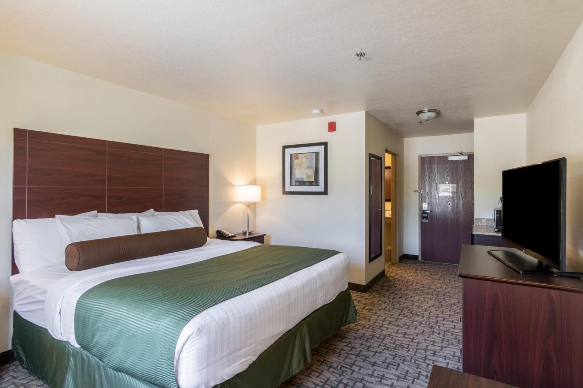 Cobblestone Inn & Suites - Barron photo 19