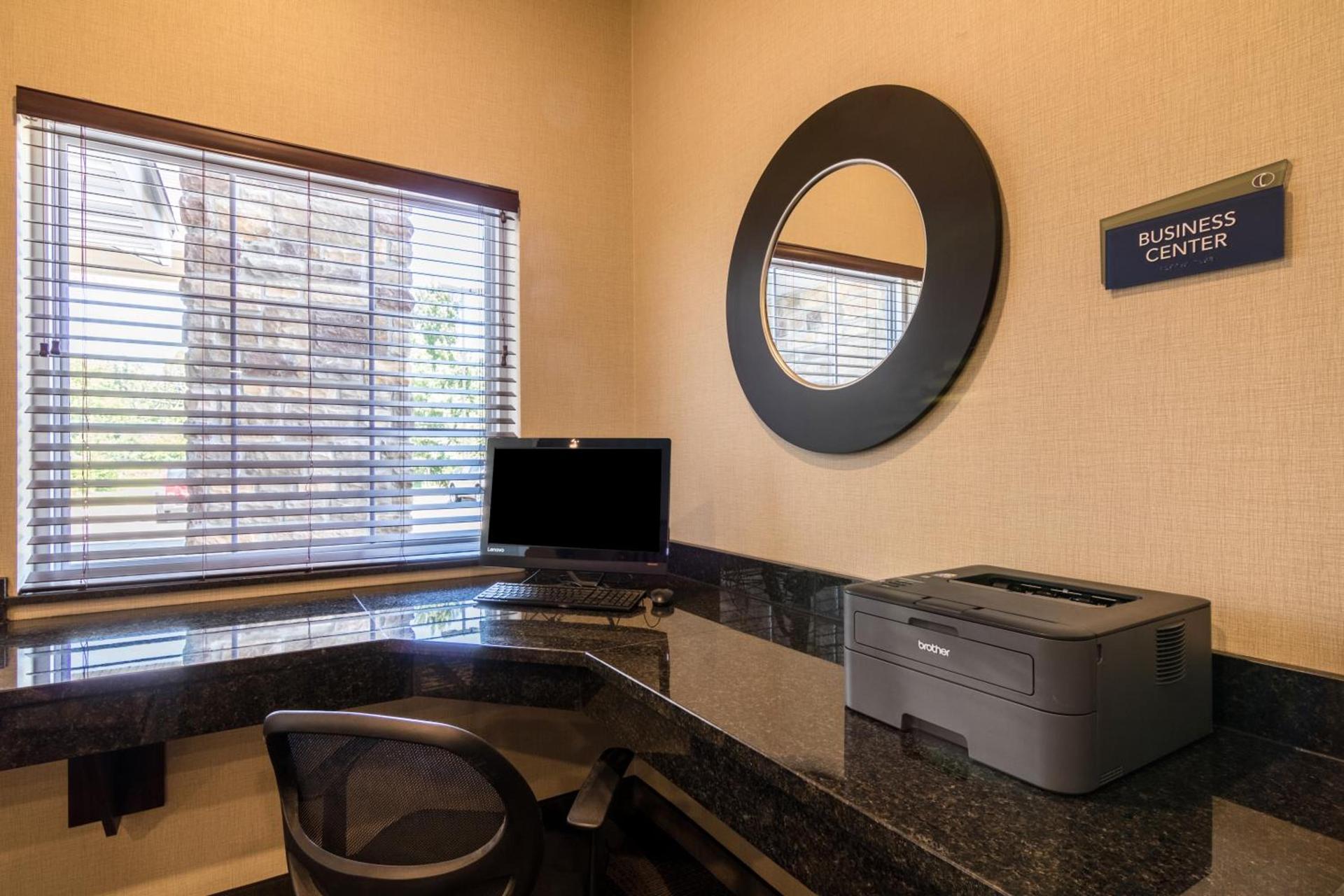 Cobblestone Inn & Suites - Barron photo 16
