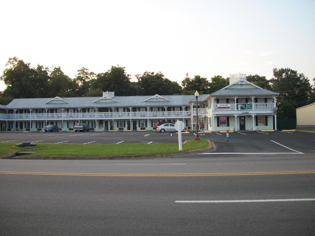 Key West Inn - Boaz photo 1