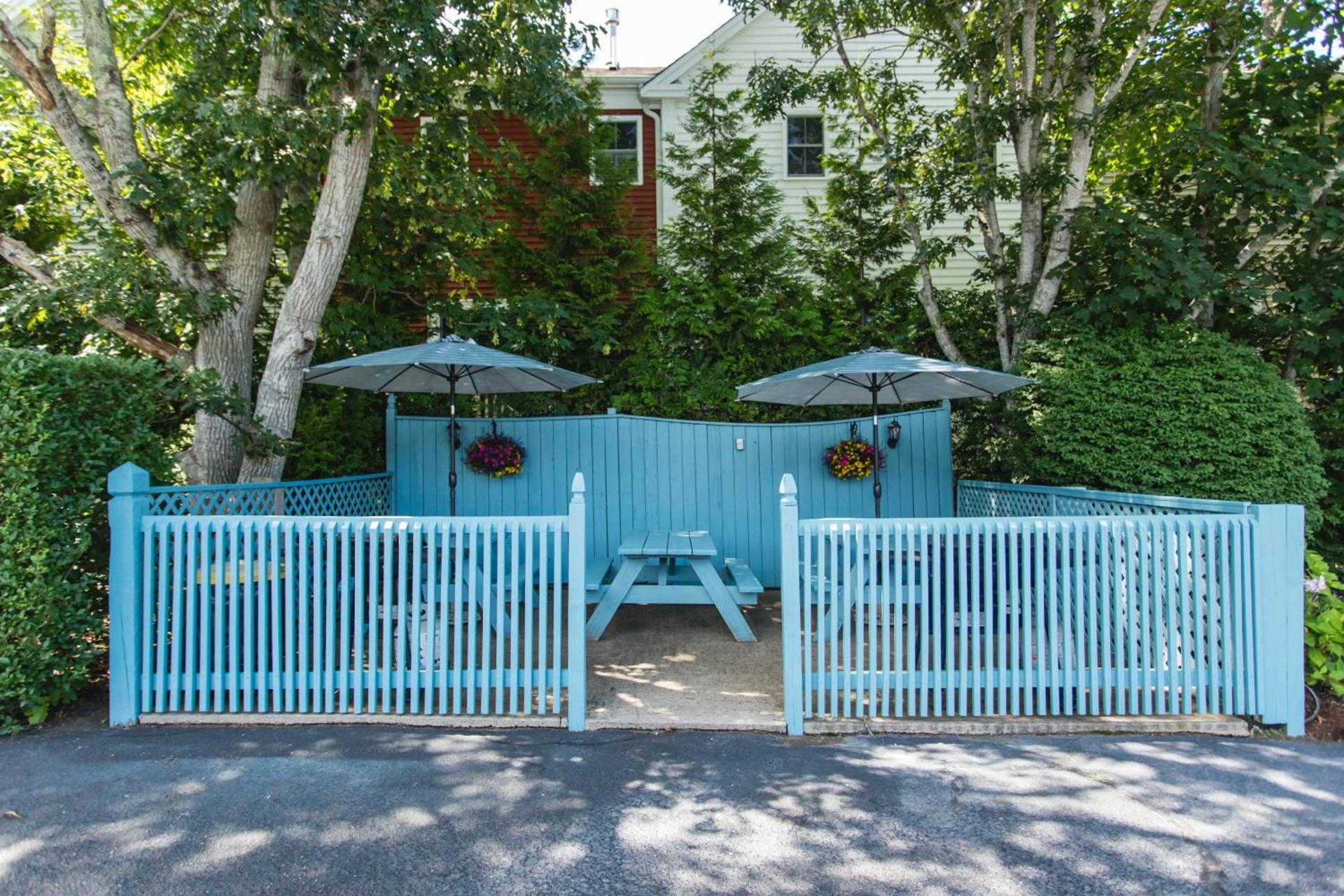 A Beach Breeze Inn photo 2