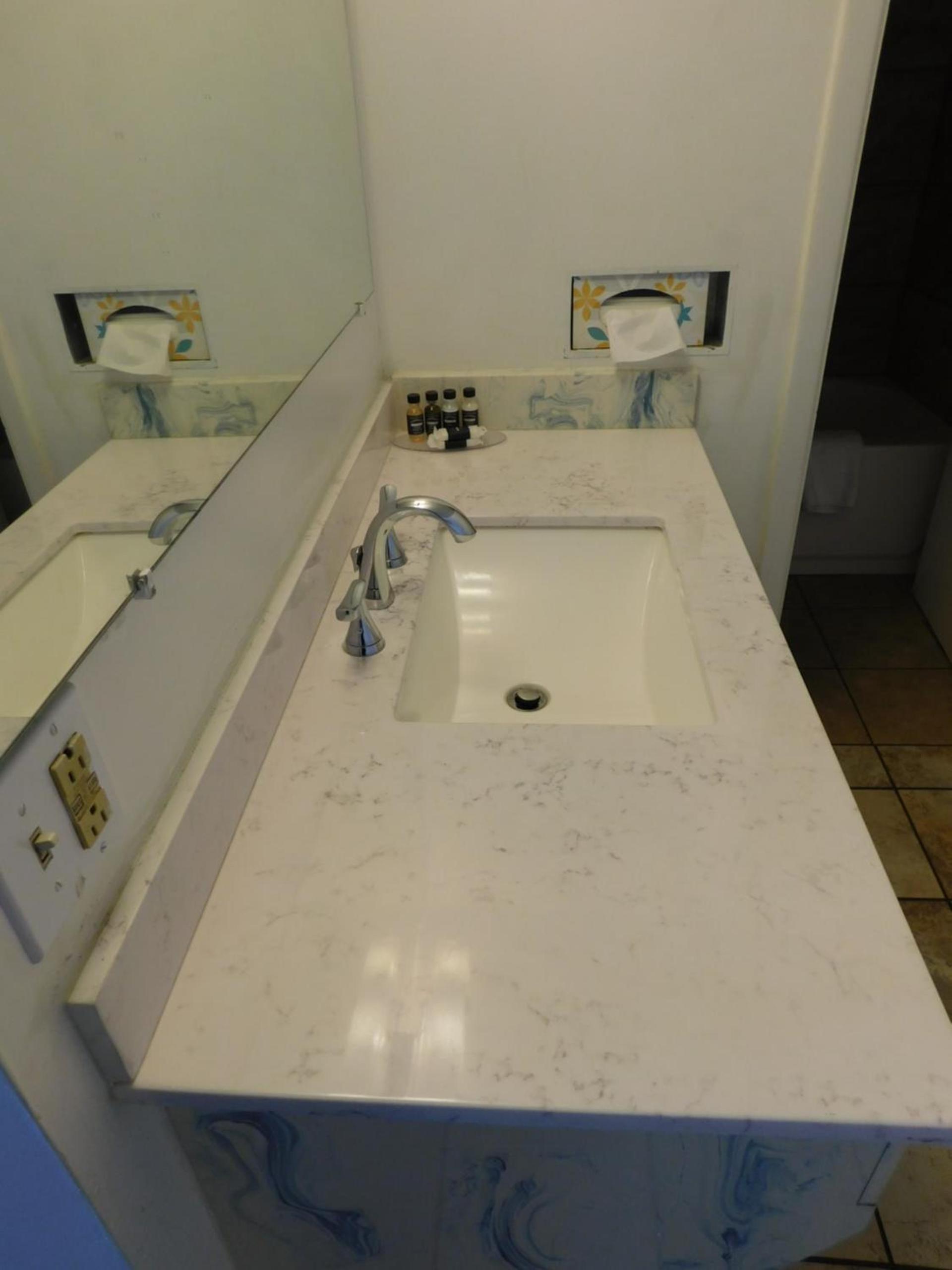 Drifter Motel photo 29