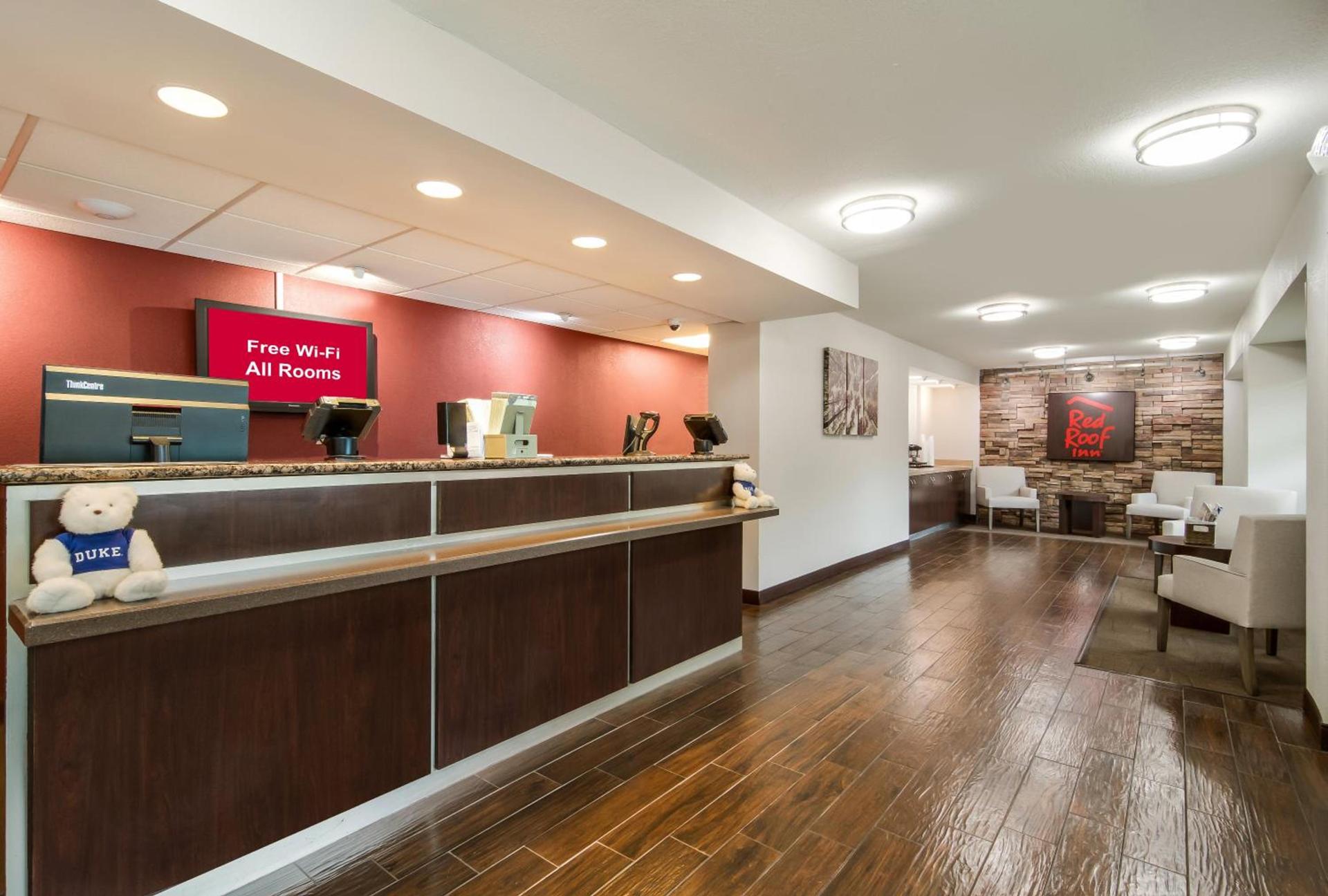 Red Roof Inn Durham - Duke Univ Medical Center photo 8