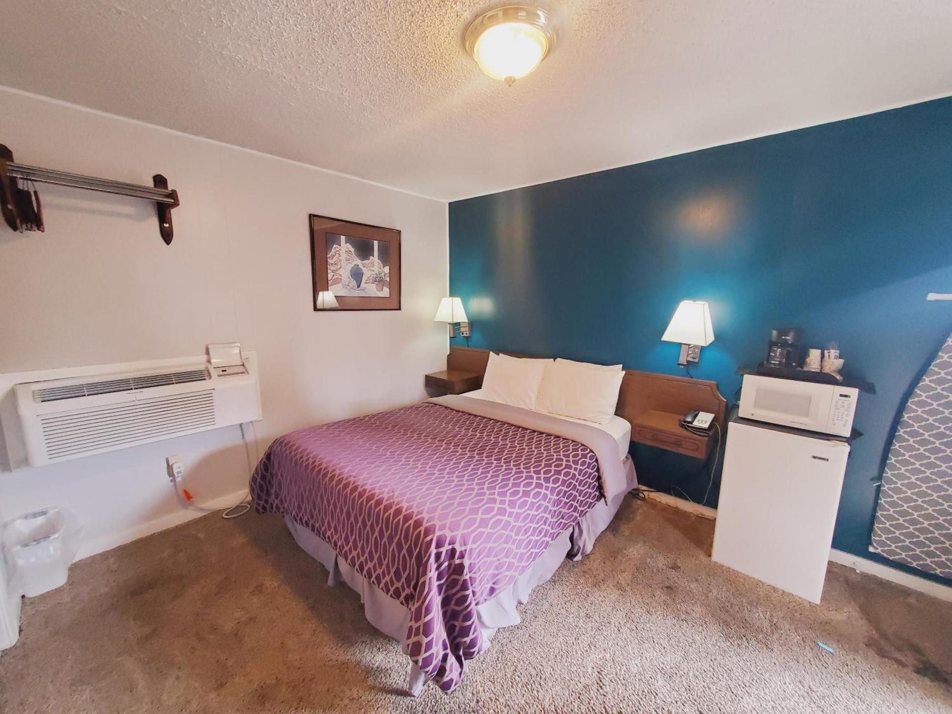 Holiday Lodge photo 13