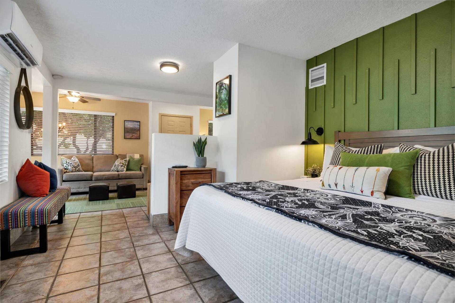 Red Rock Inn Cottages photo 9