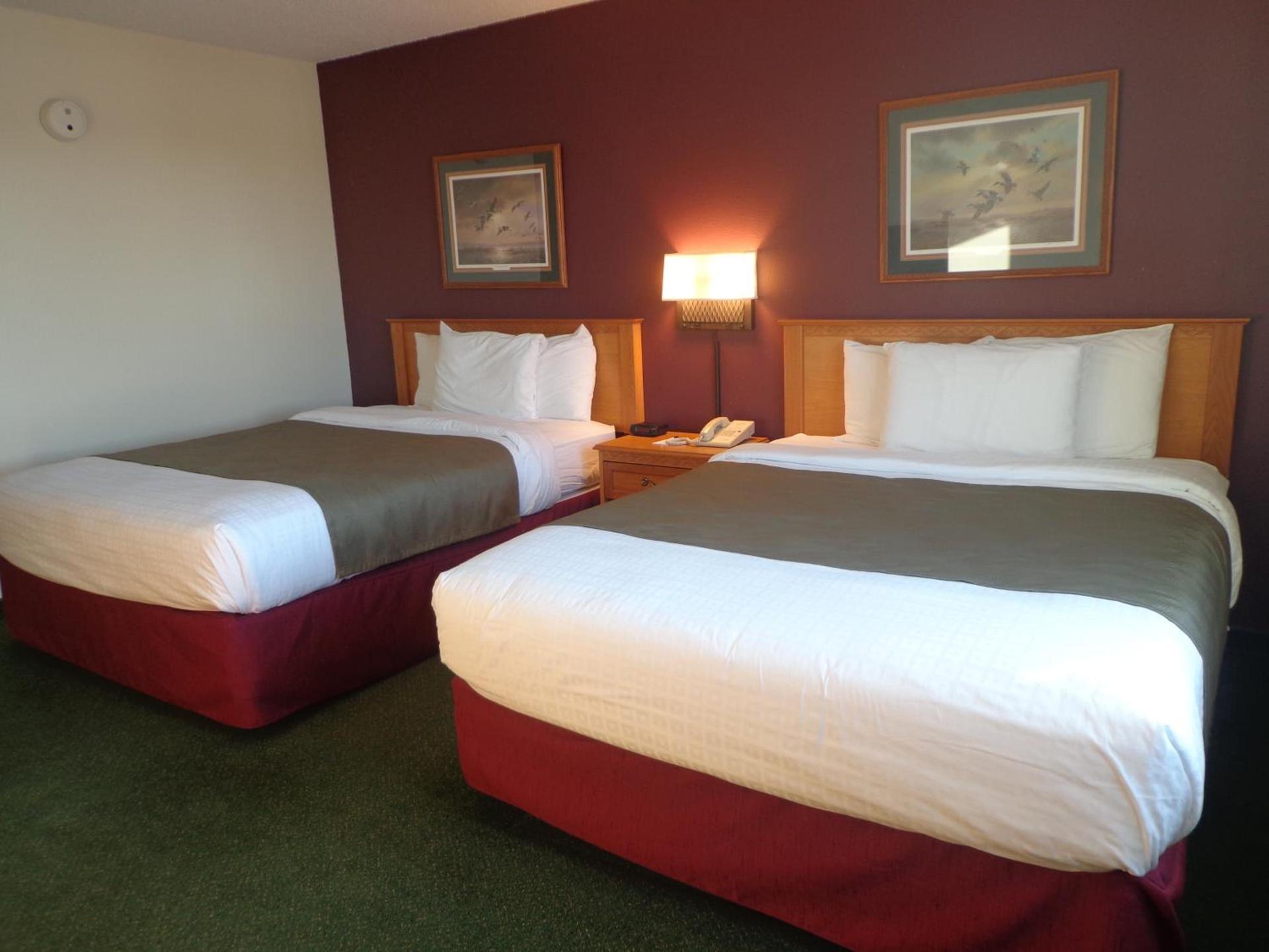 AmericInn by Wyndham Madison SD photo 38