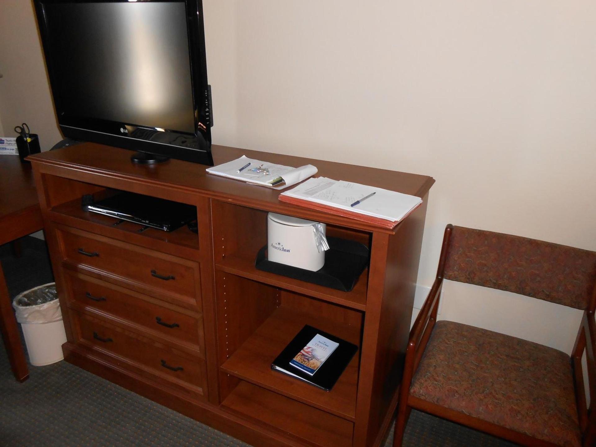 AmericInn by Wyndham McAlester photo 24