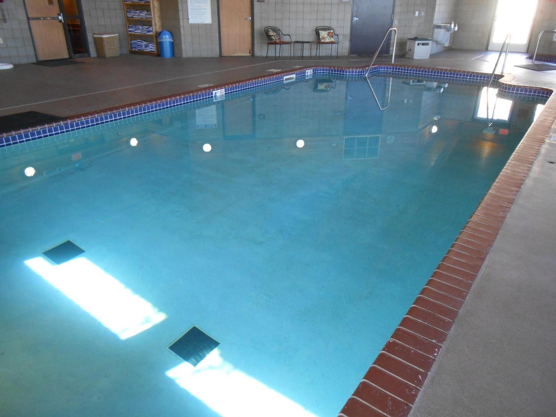 AmericInn by Wyndham McAlester photo 28