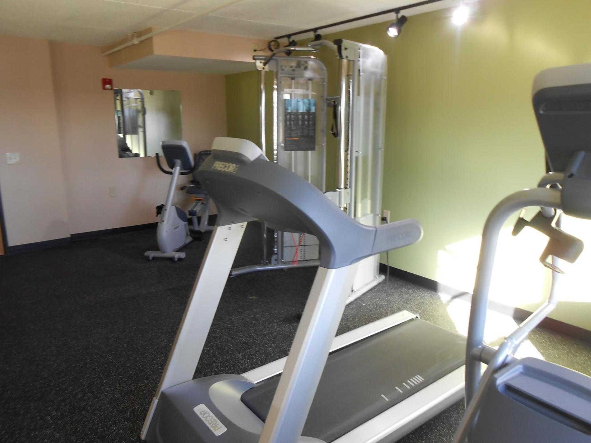 AmericInn by Wyndham McAlester photo 33