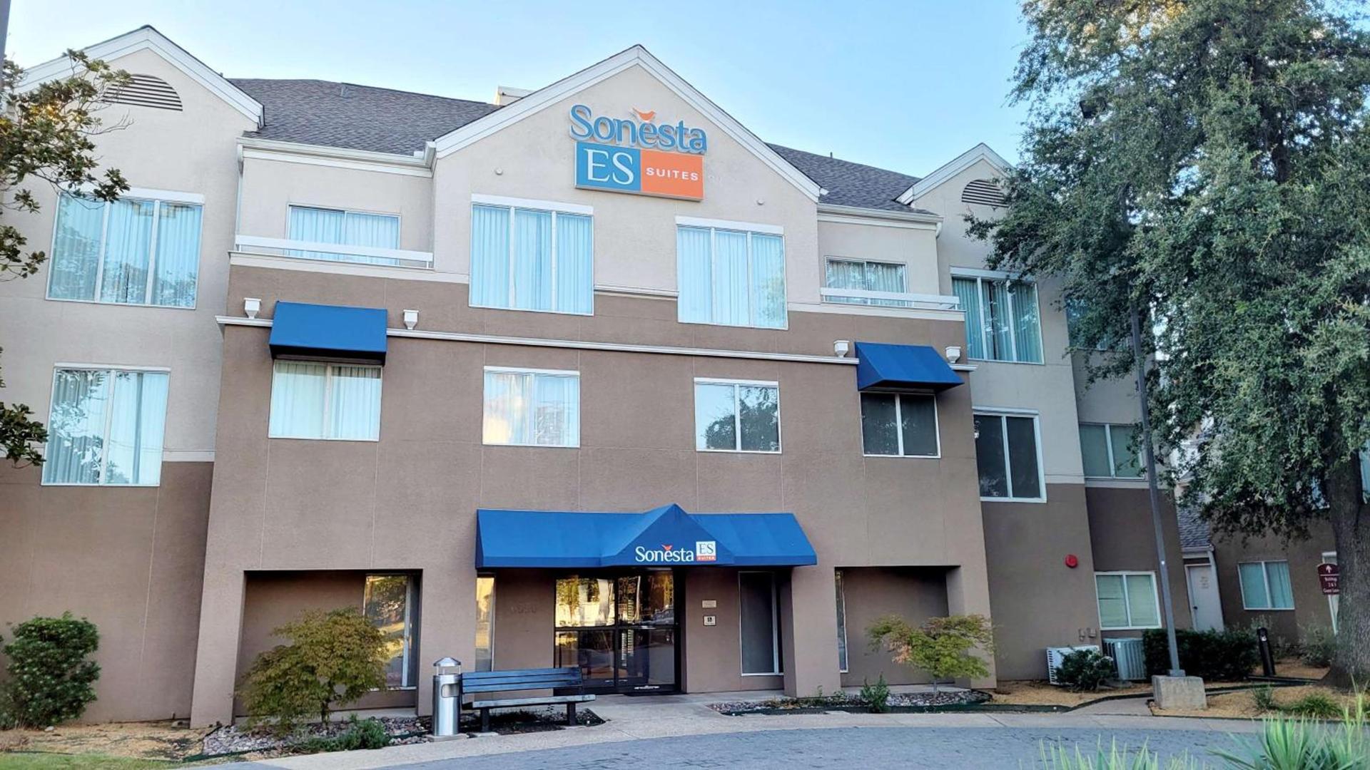 Sonesta ES Suites Dallas Medical Market Center photo 1