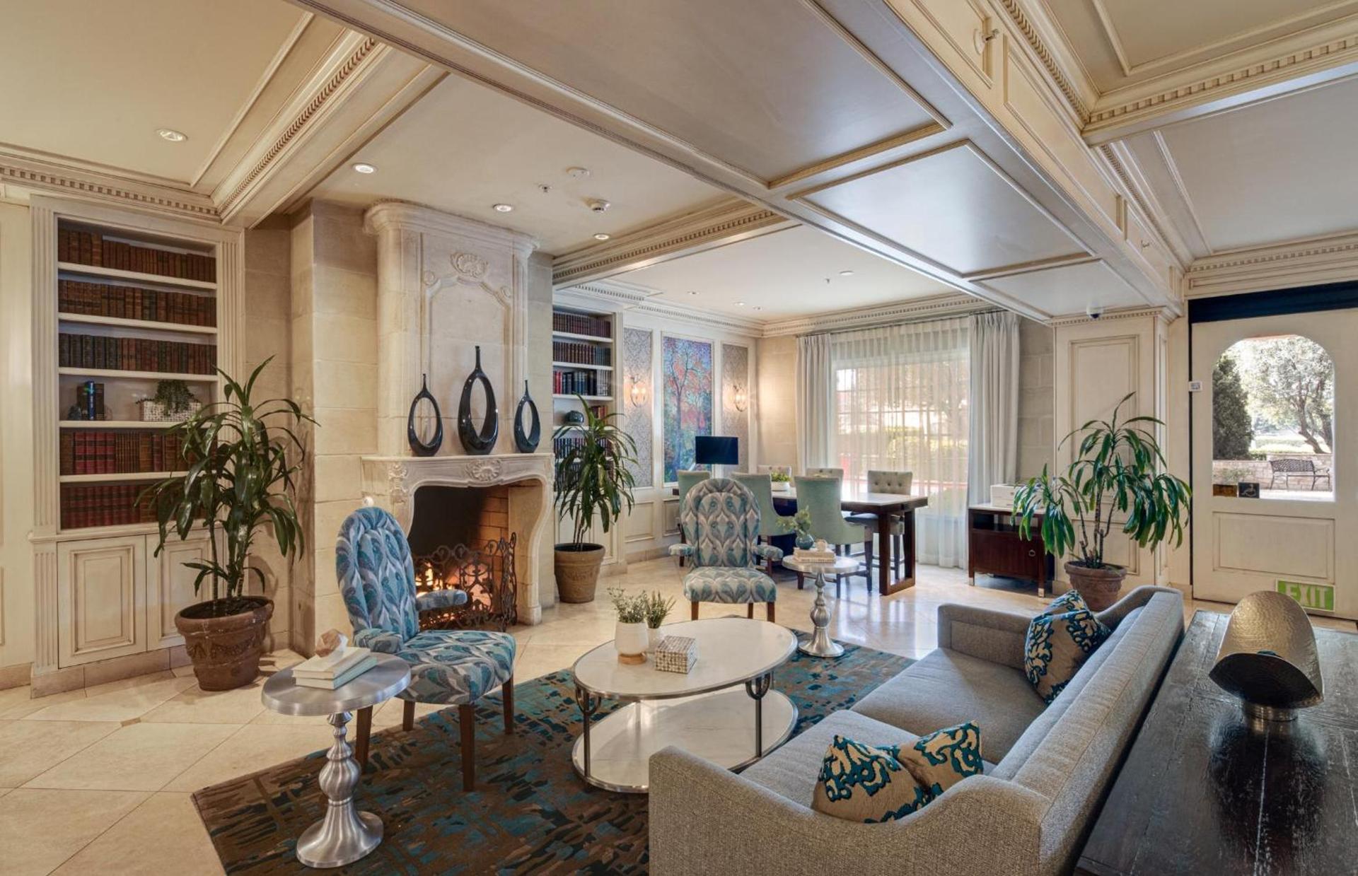 Ayres Hotel Seal Beach - Cypress photo 17