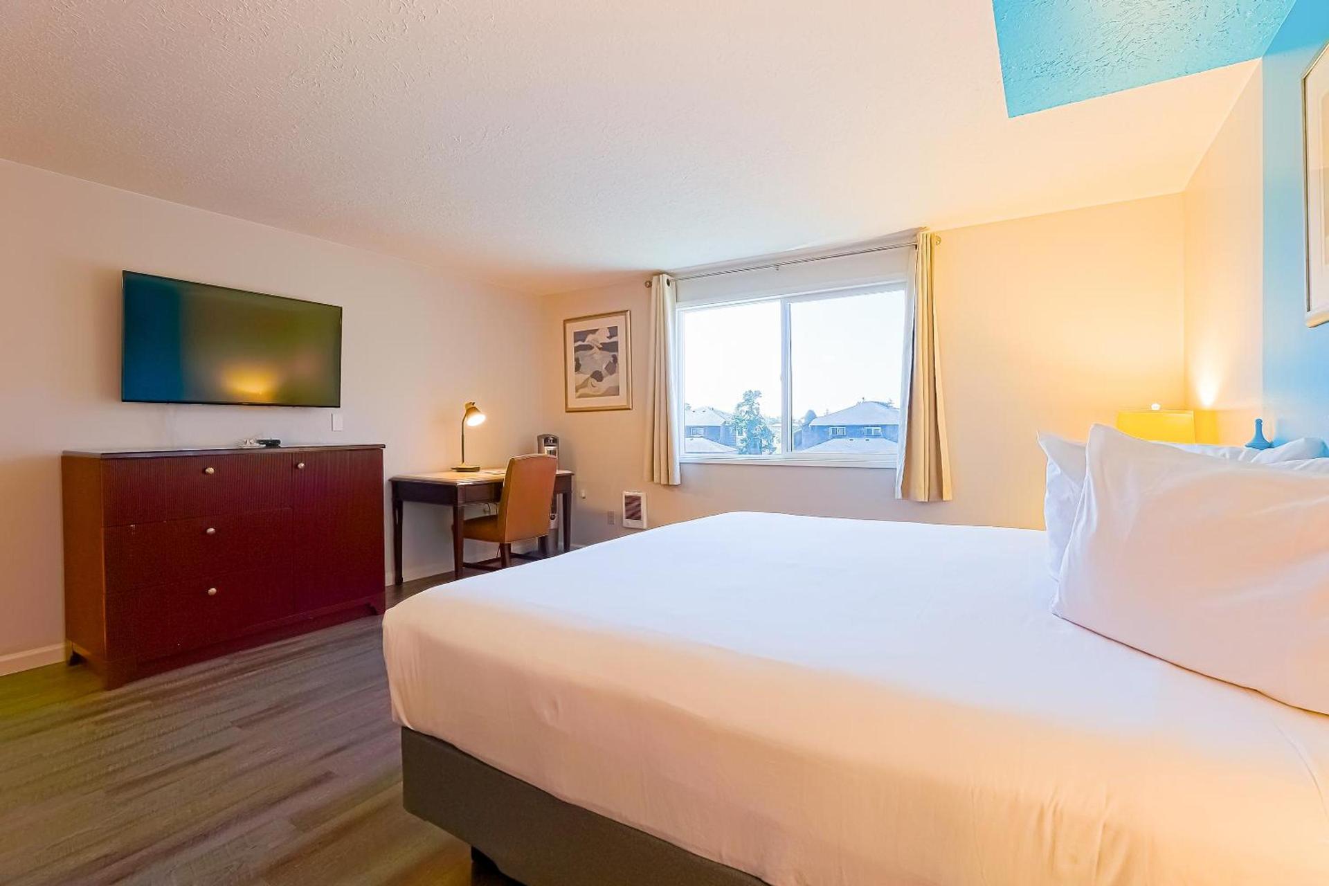Coast River Inn by OYO Seaside photo 16