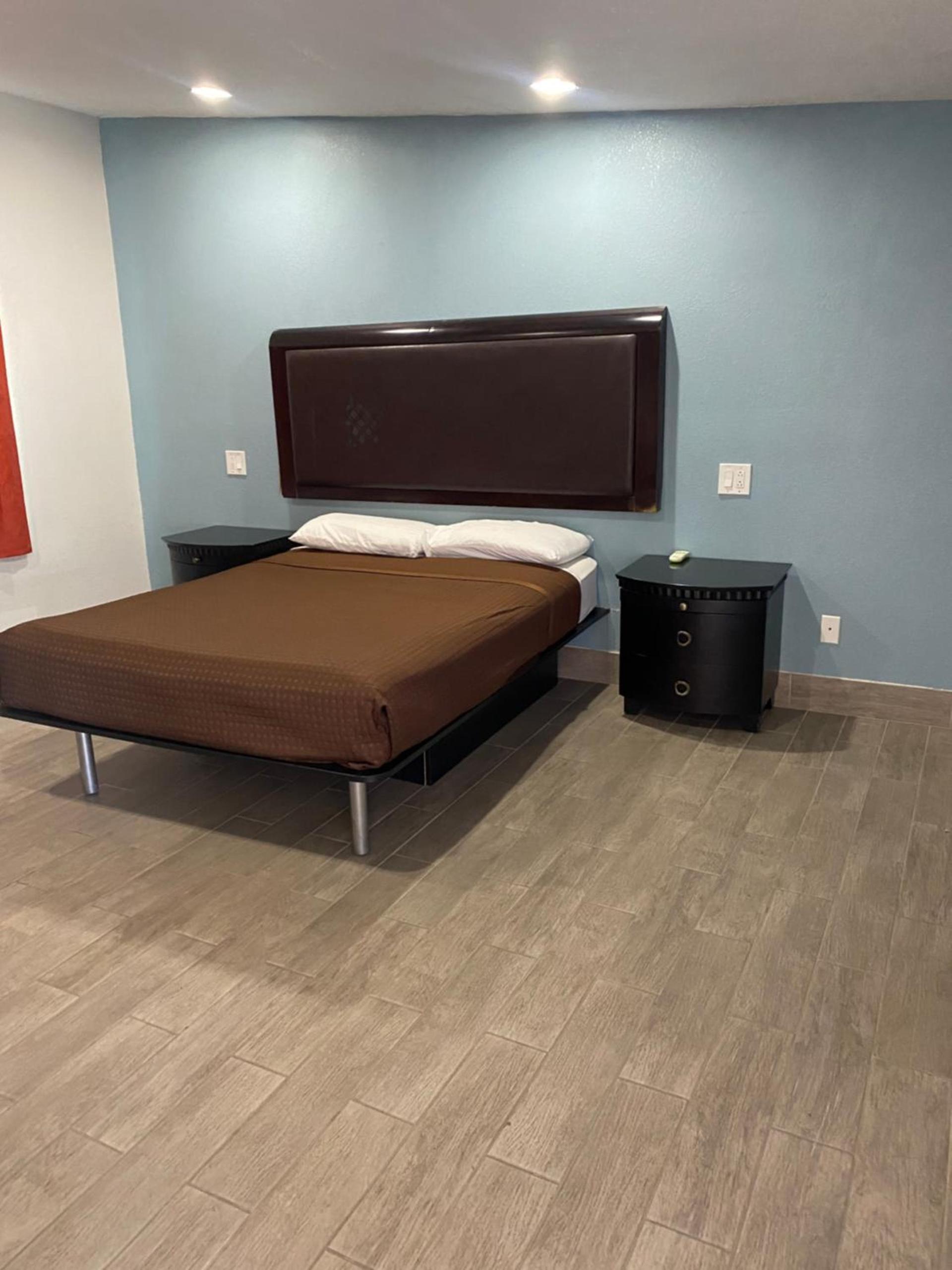 Executive Inn photo 18