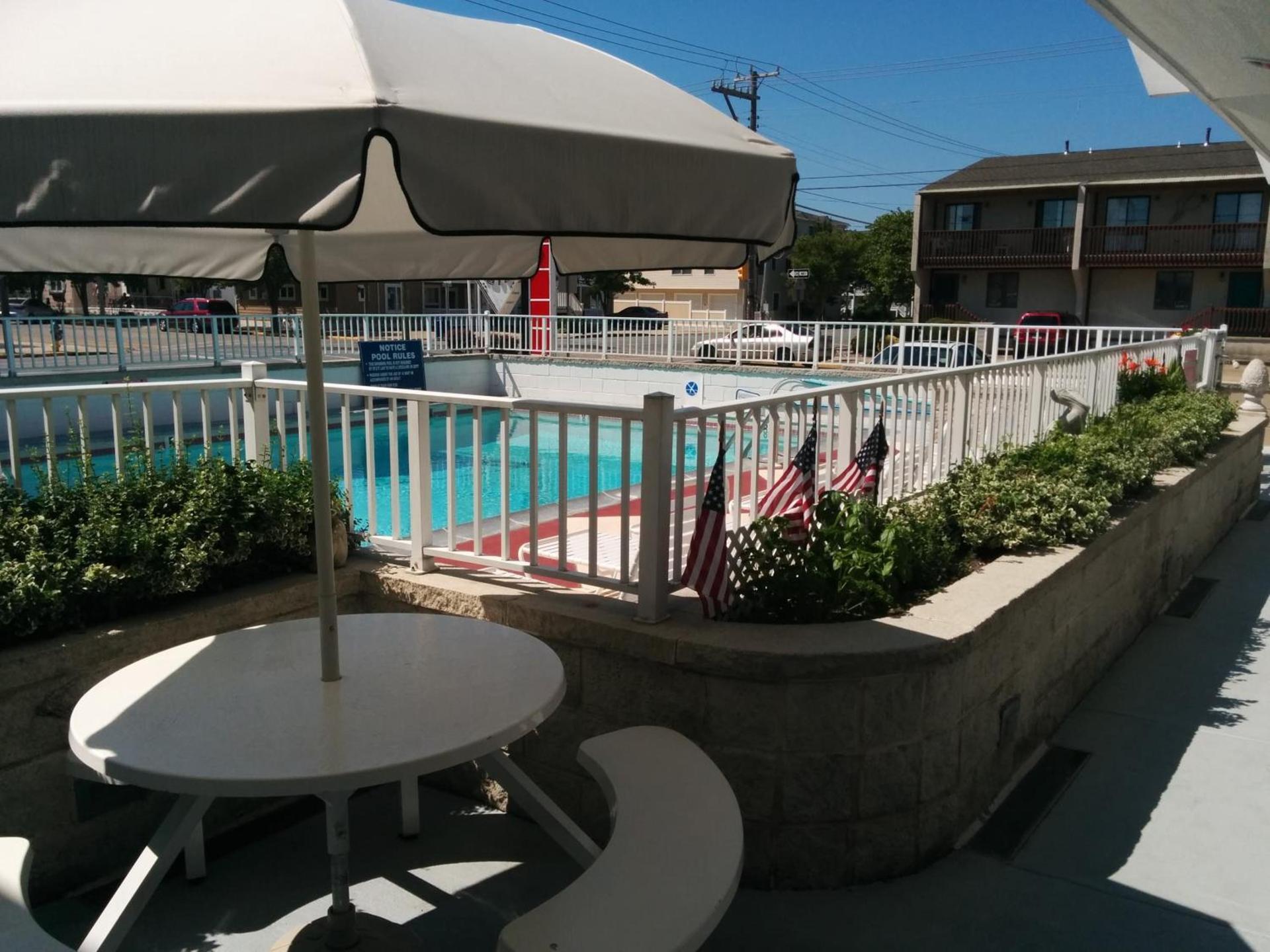 Pink Champagne Motel photo 23