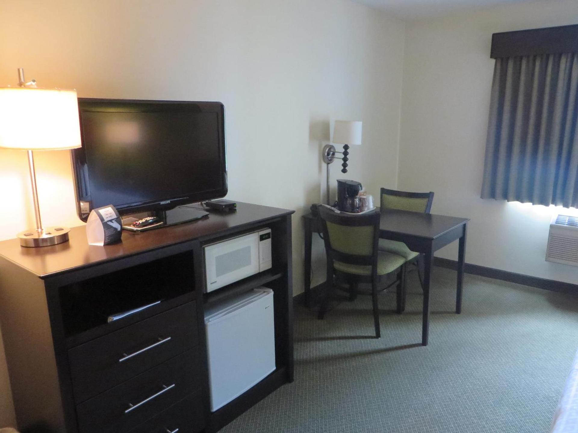 AmericInn by Wyndham Crookston U of M Crookston photo 56