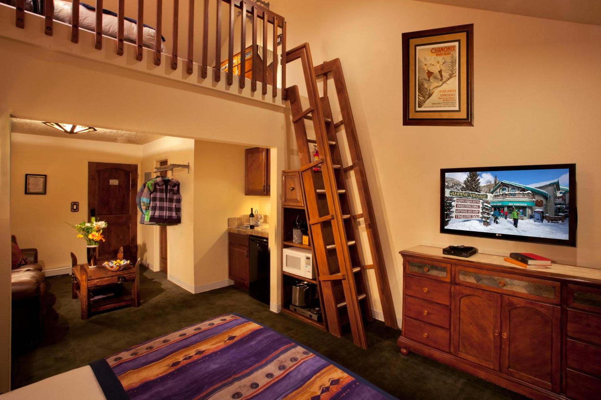 Alpine Village Suites photo 10