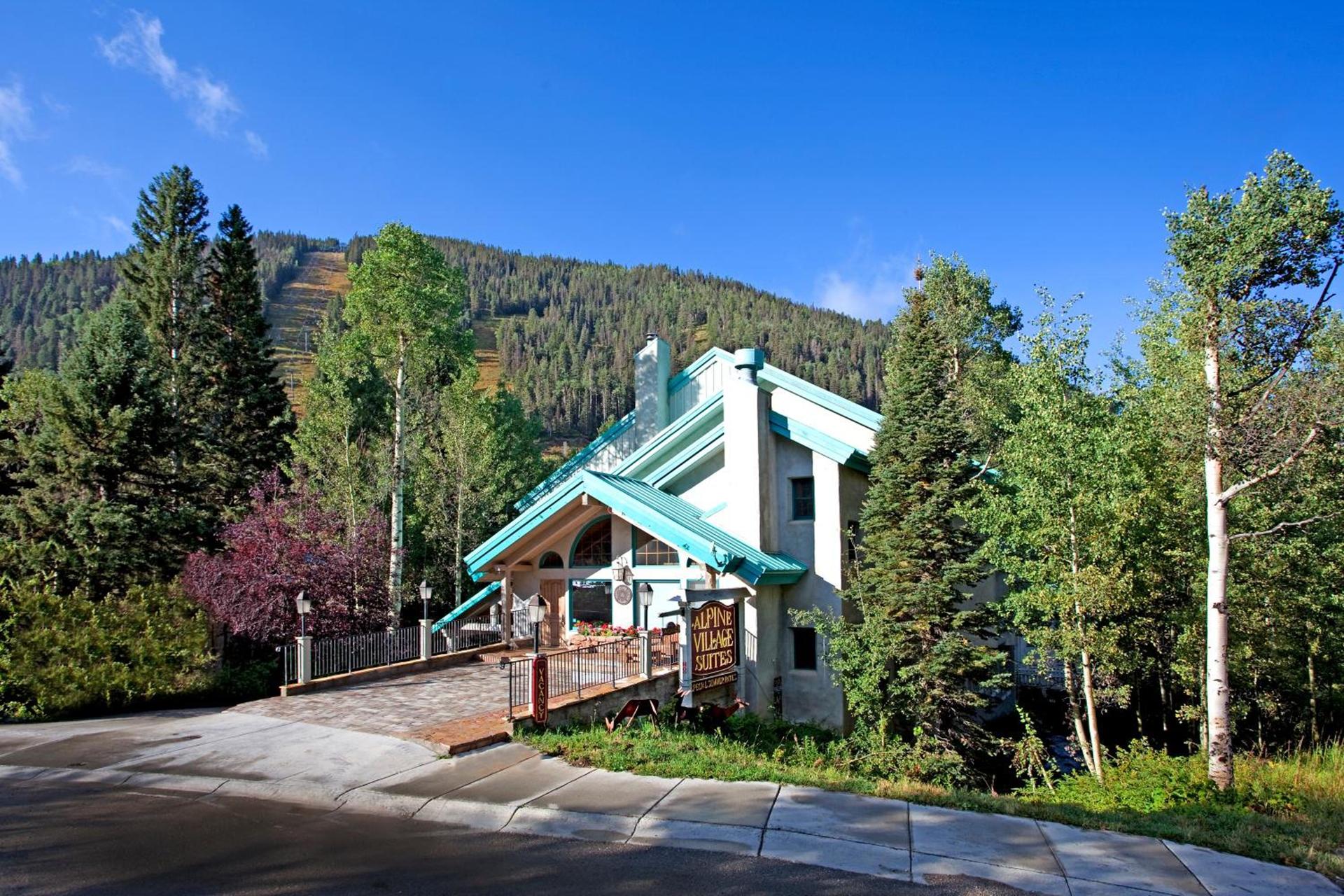 Alpine Village Suites photo 19