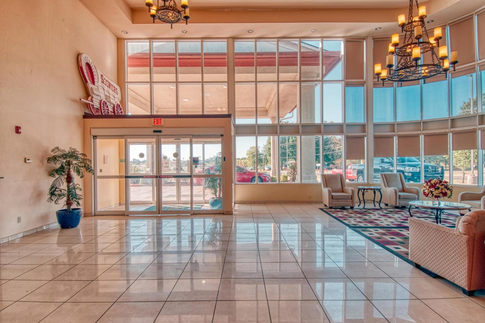 Express inn & suites photo 4