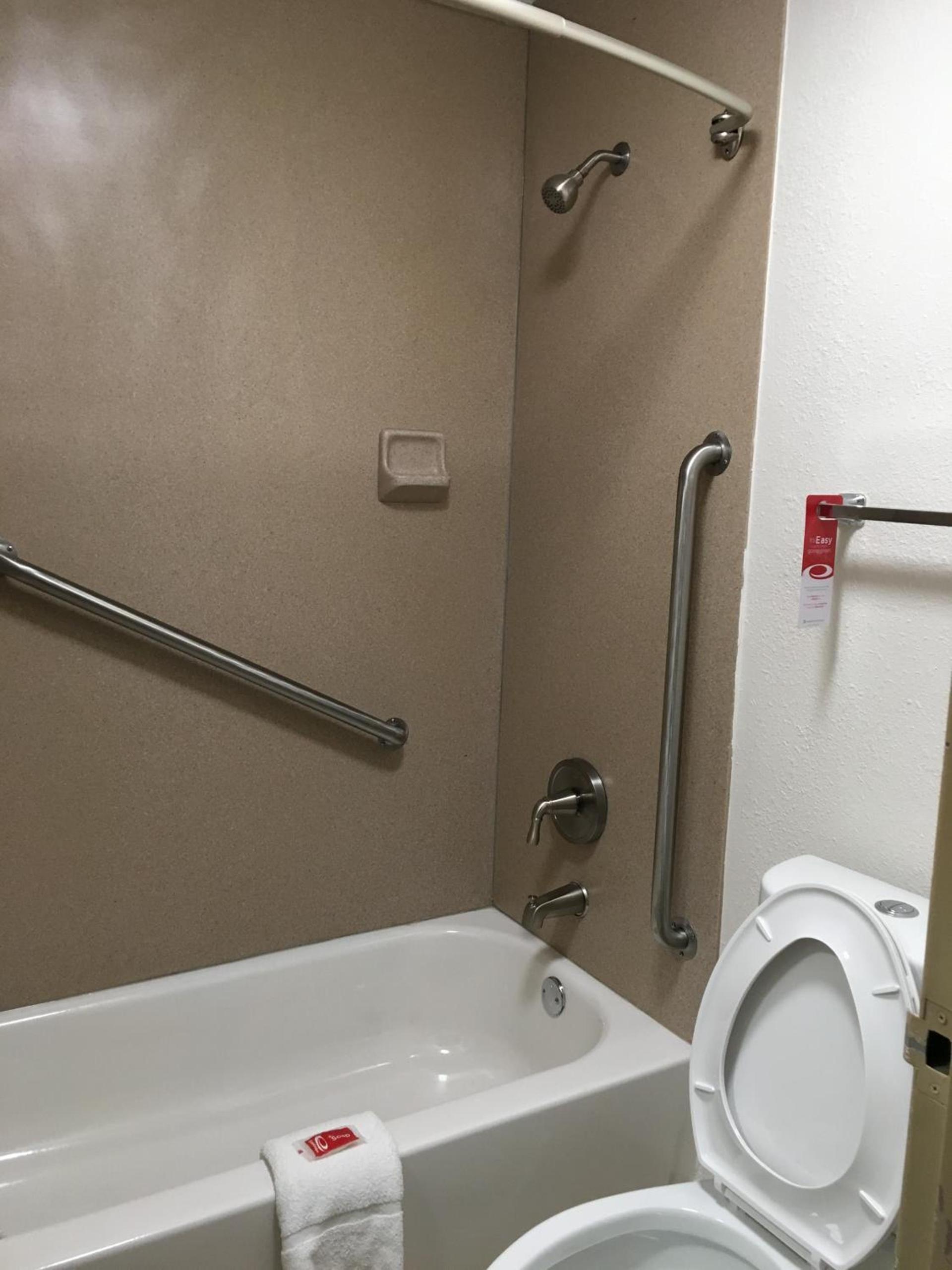 Econo Lodge Marion I-81 photo 32