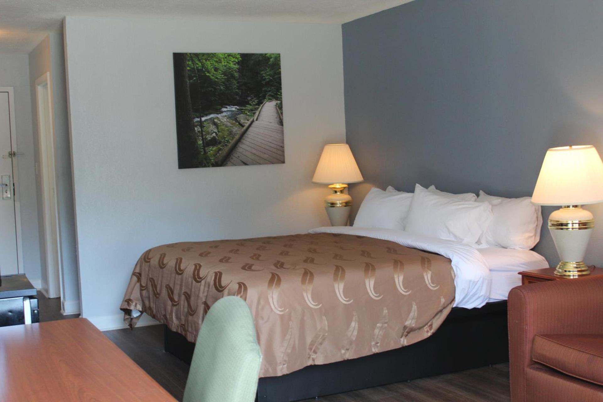 Quality Inn - On The Lake Clarksville-Boydton photo 62