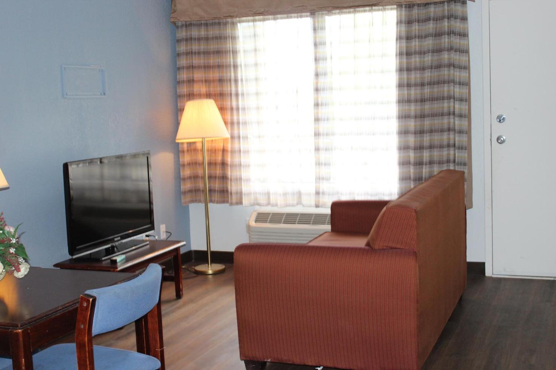 Quality Inn - On The Lake Clarksville-Boydton photo 63